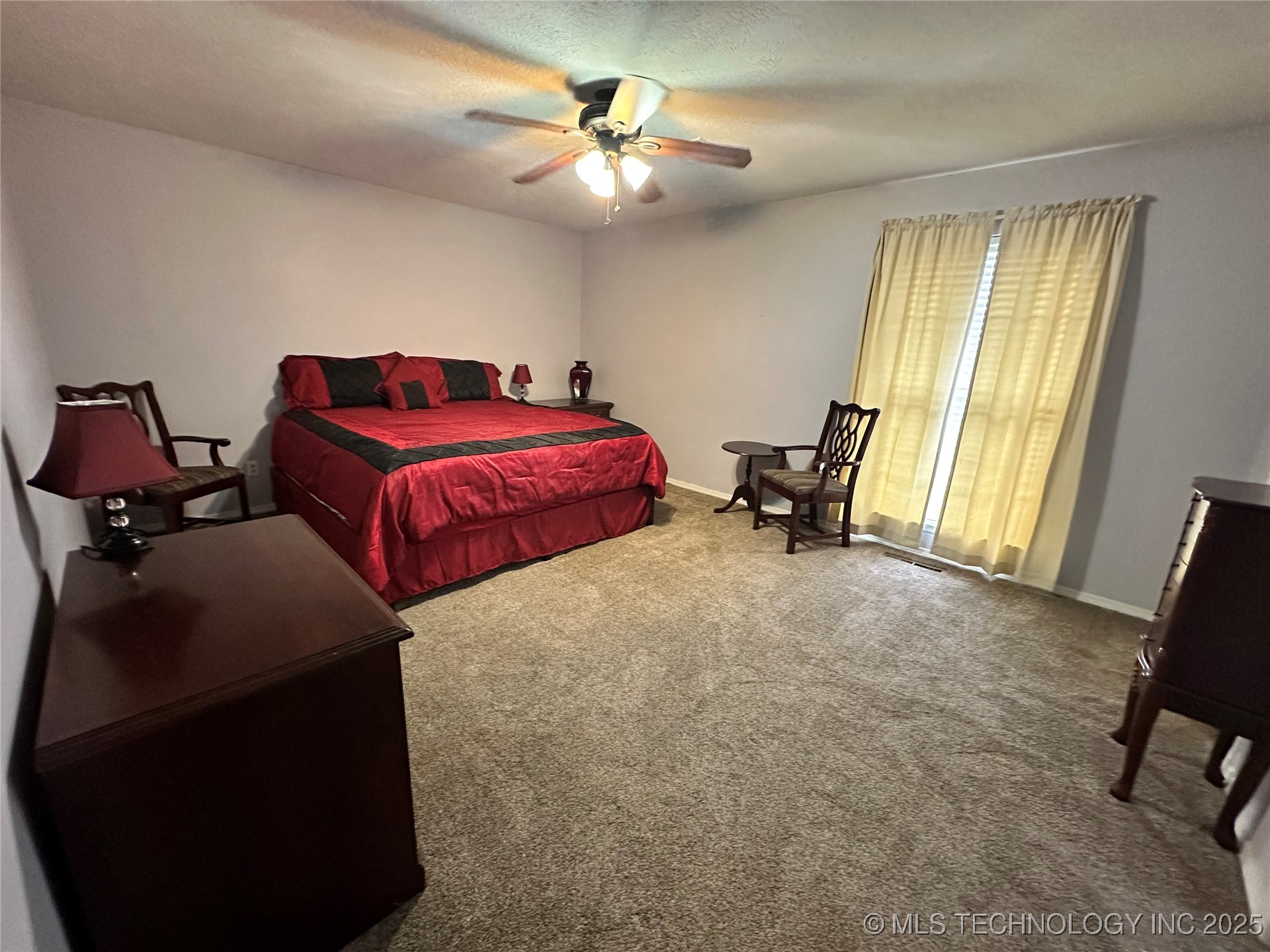 1325 Whispering Hills Property Photo 14