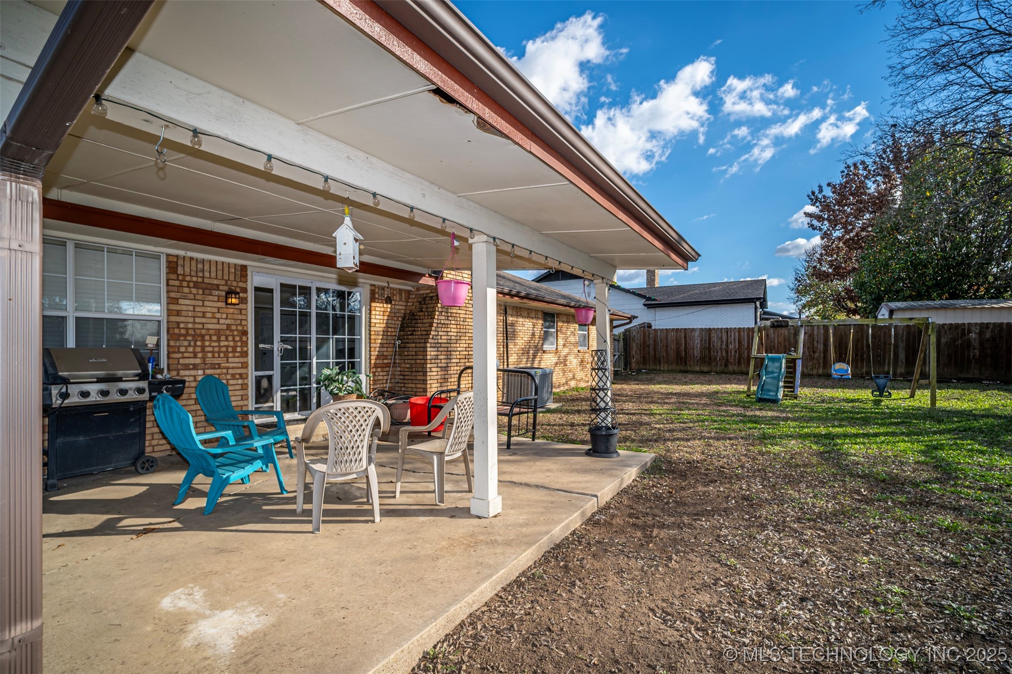 1325 Whispering Hills Property Photo 22