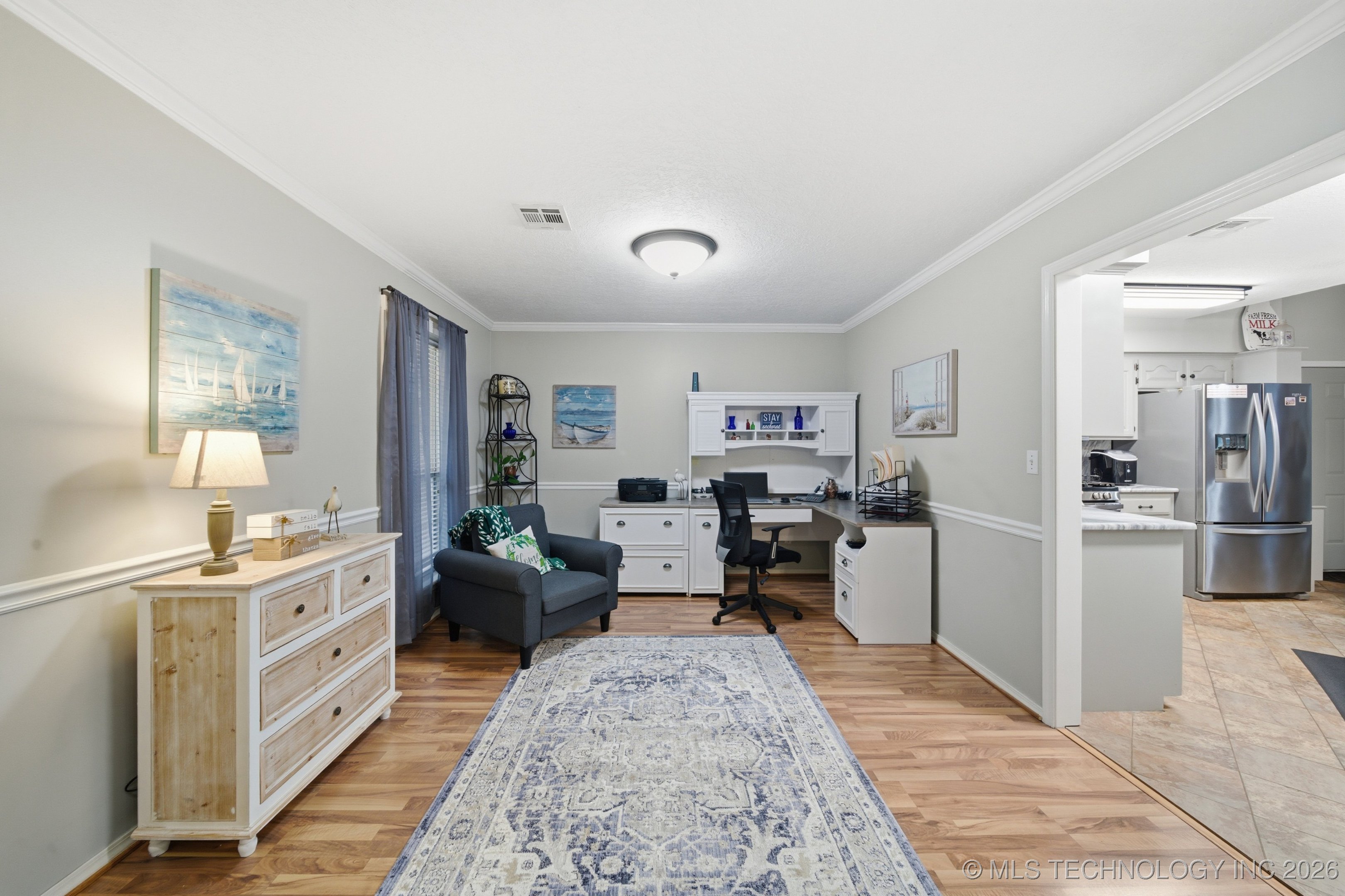 1101 N Navajo Property Photo 11