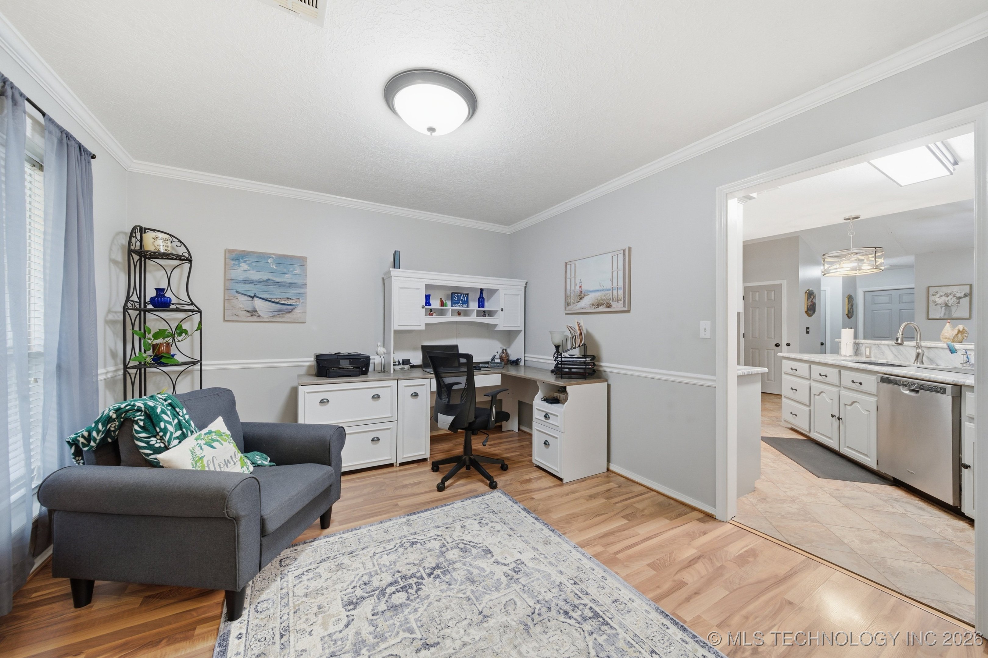 1101 N Navajo Property Photo 12