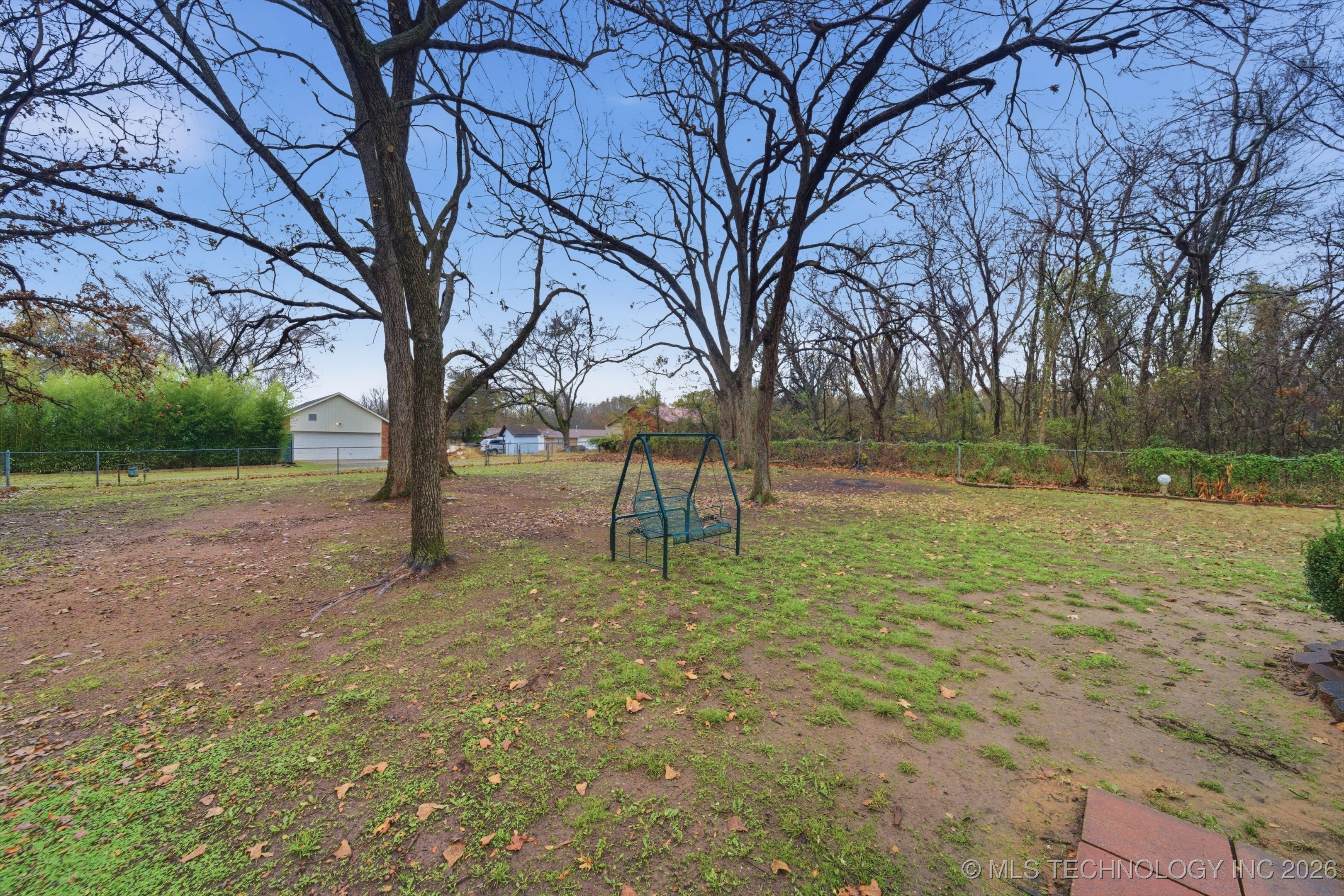 1101 N Navajo Property Photo 33