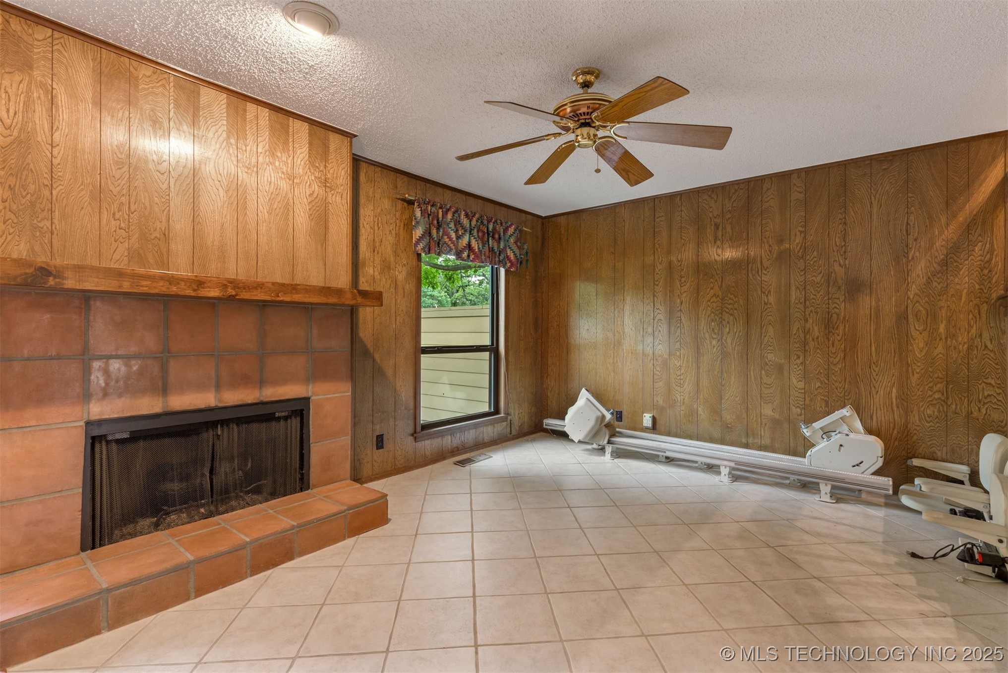 8484 S College Avenue 72 Property Photo 14