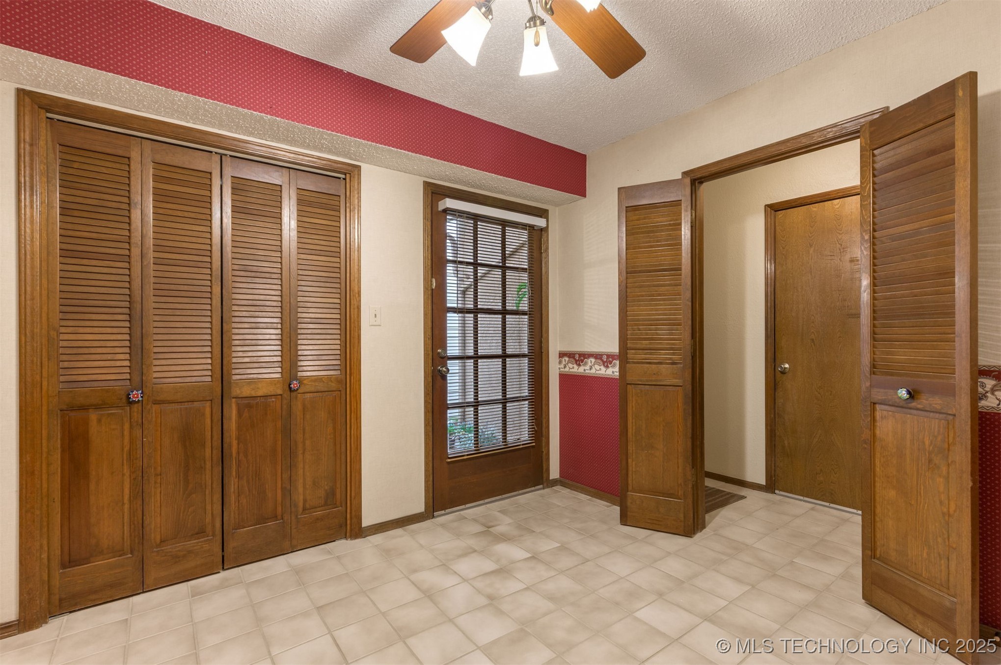 8484 S College Avenue 72 Property Photo 18