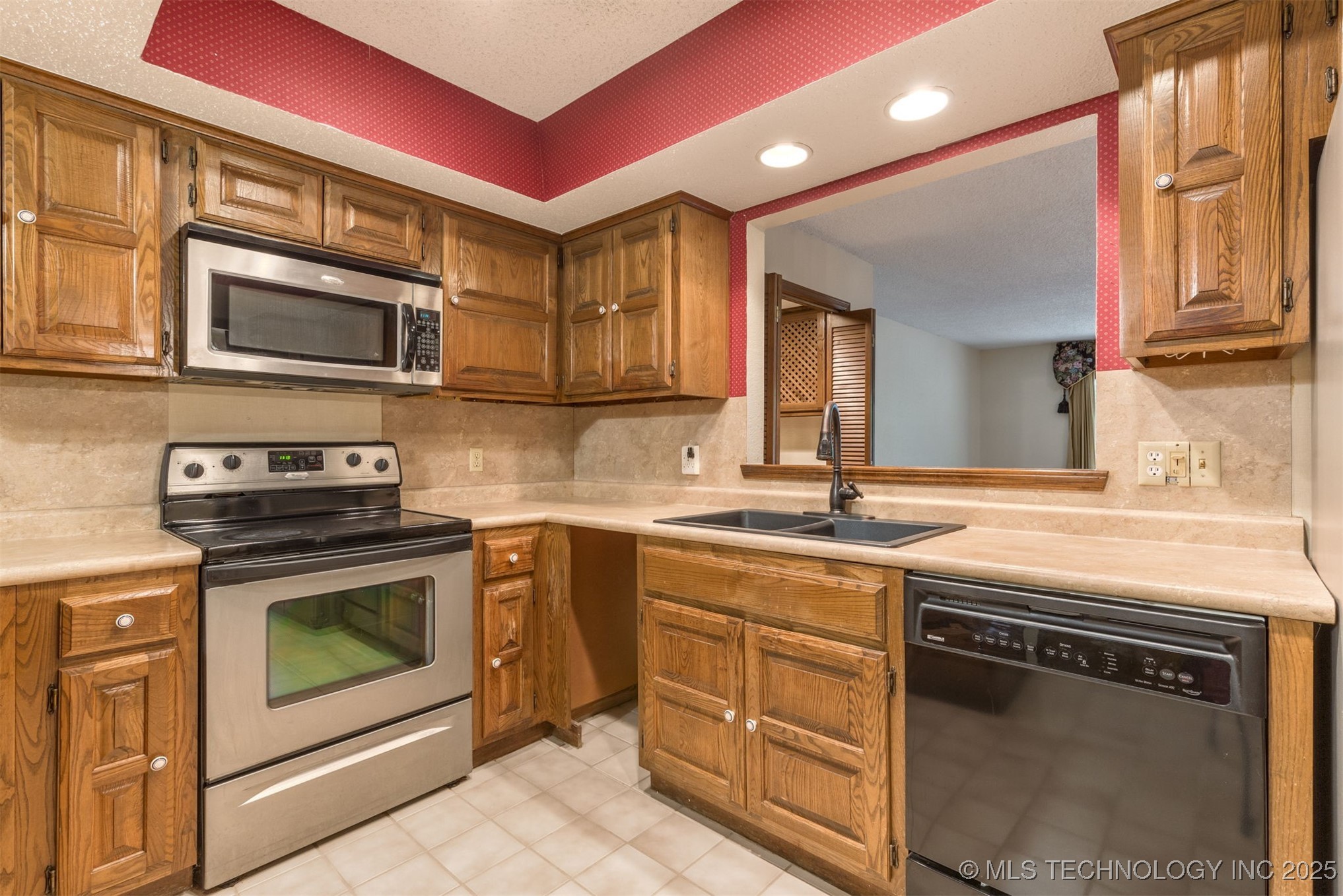 8484 S College Avenue 72 Property Photo 20