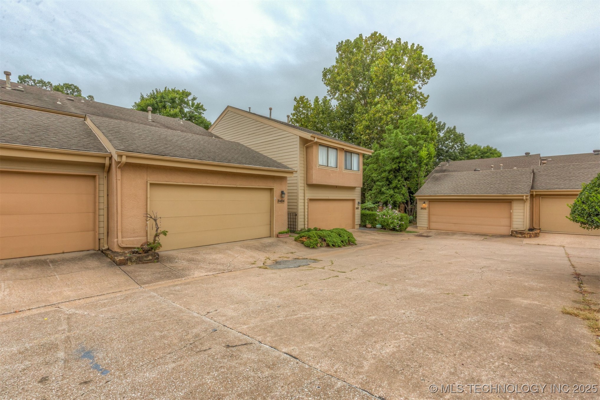 8484 S College Avenue 72 Property Photo 44