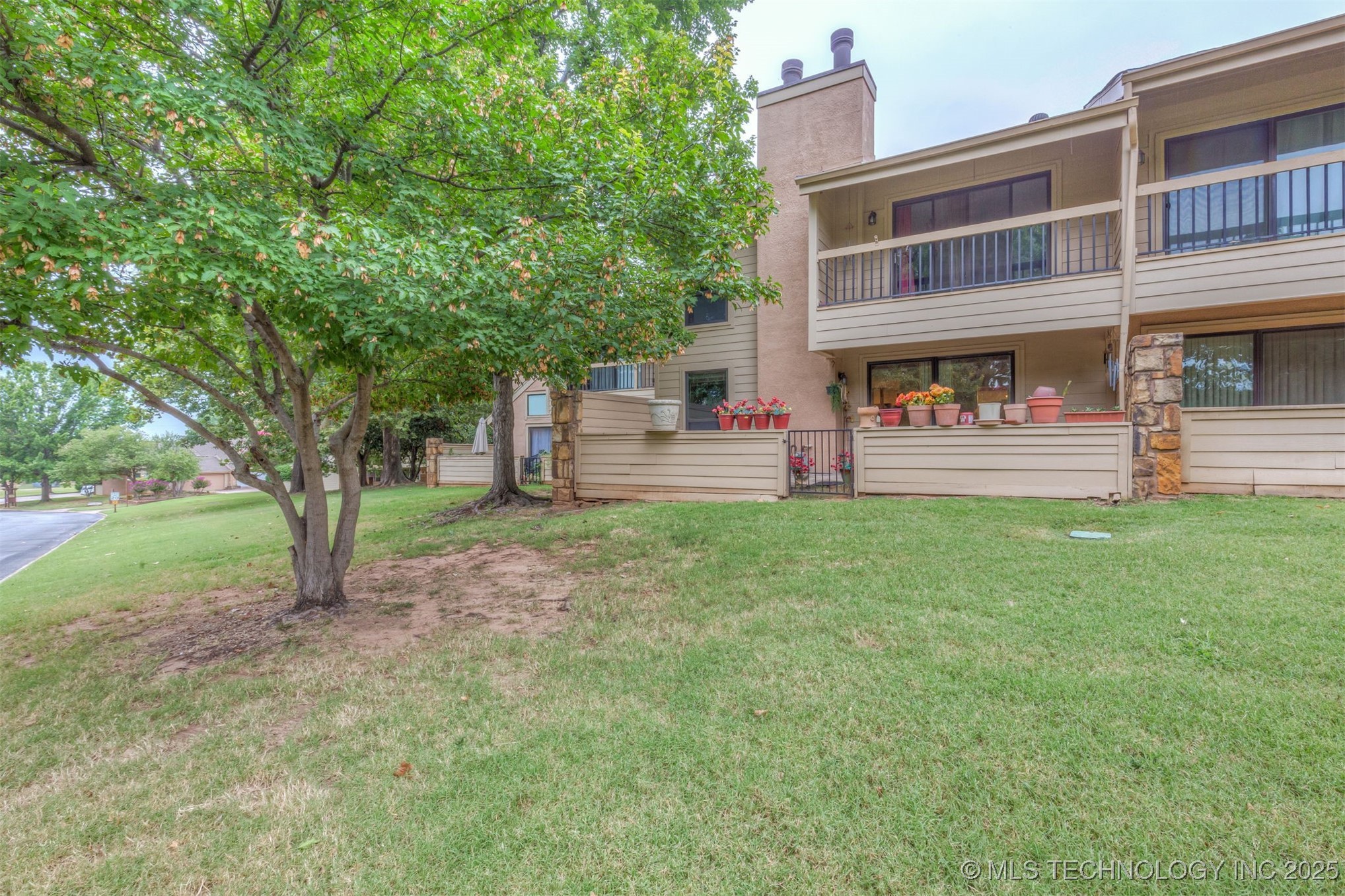 8484 S College Avenue 72 Property Photo 45