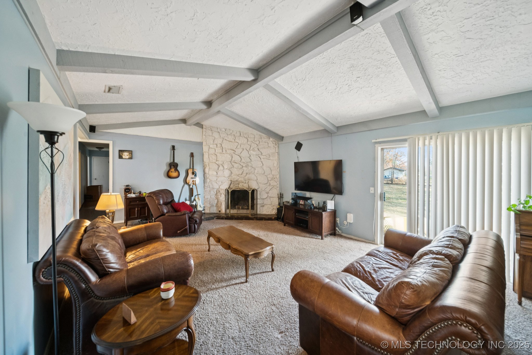 9319 S Highland Drive Property Photo 6