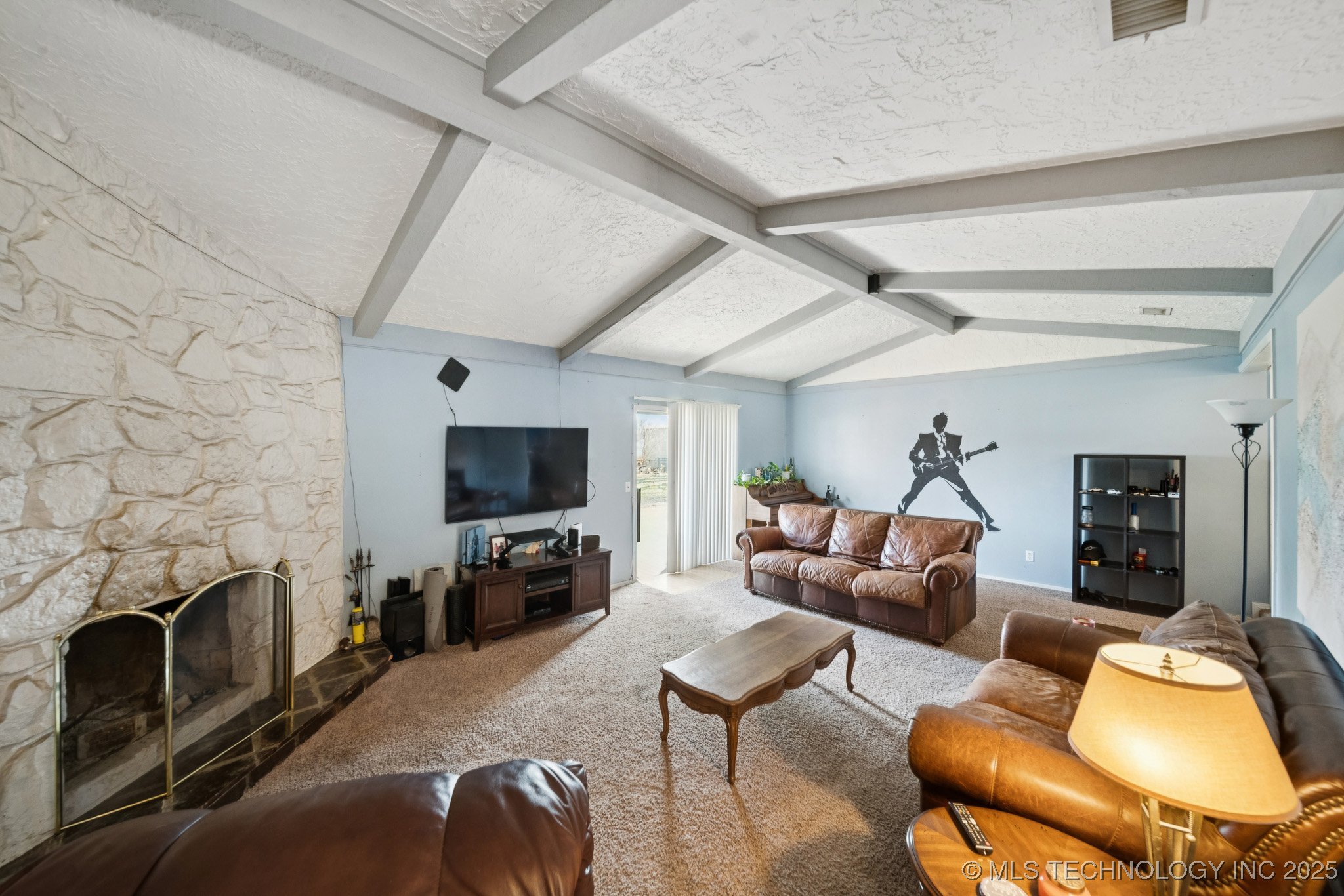 9319 S Highland Drive Property Photo 9