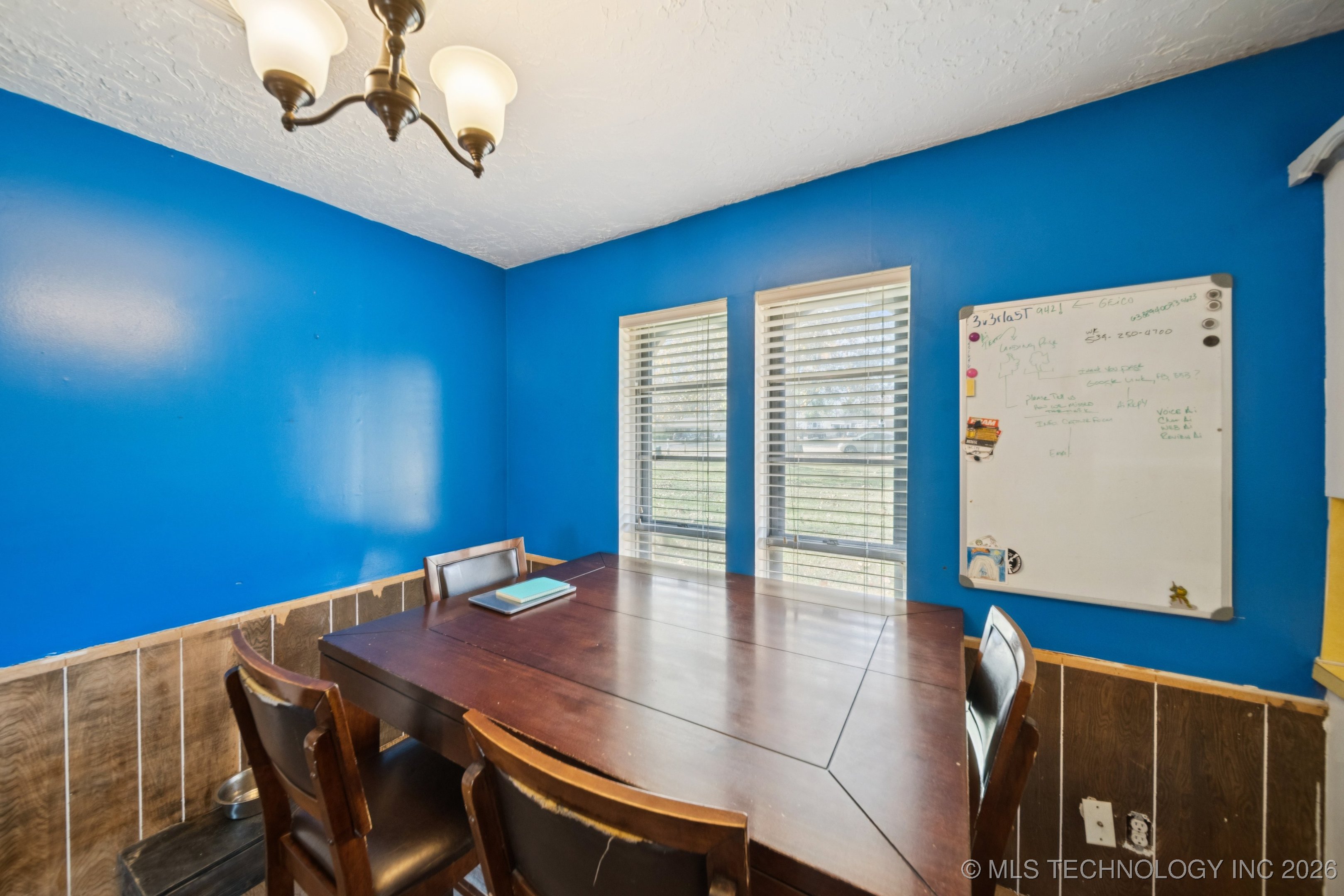 9319 S Highland Drive Property Photo 10