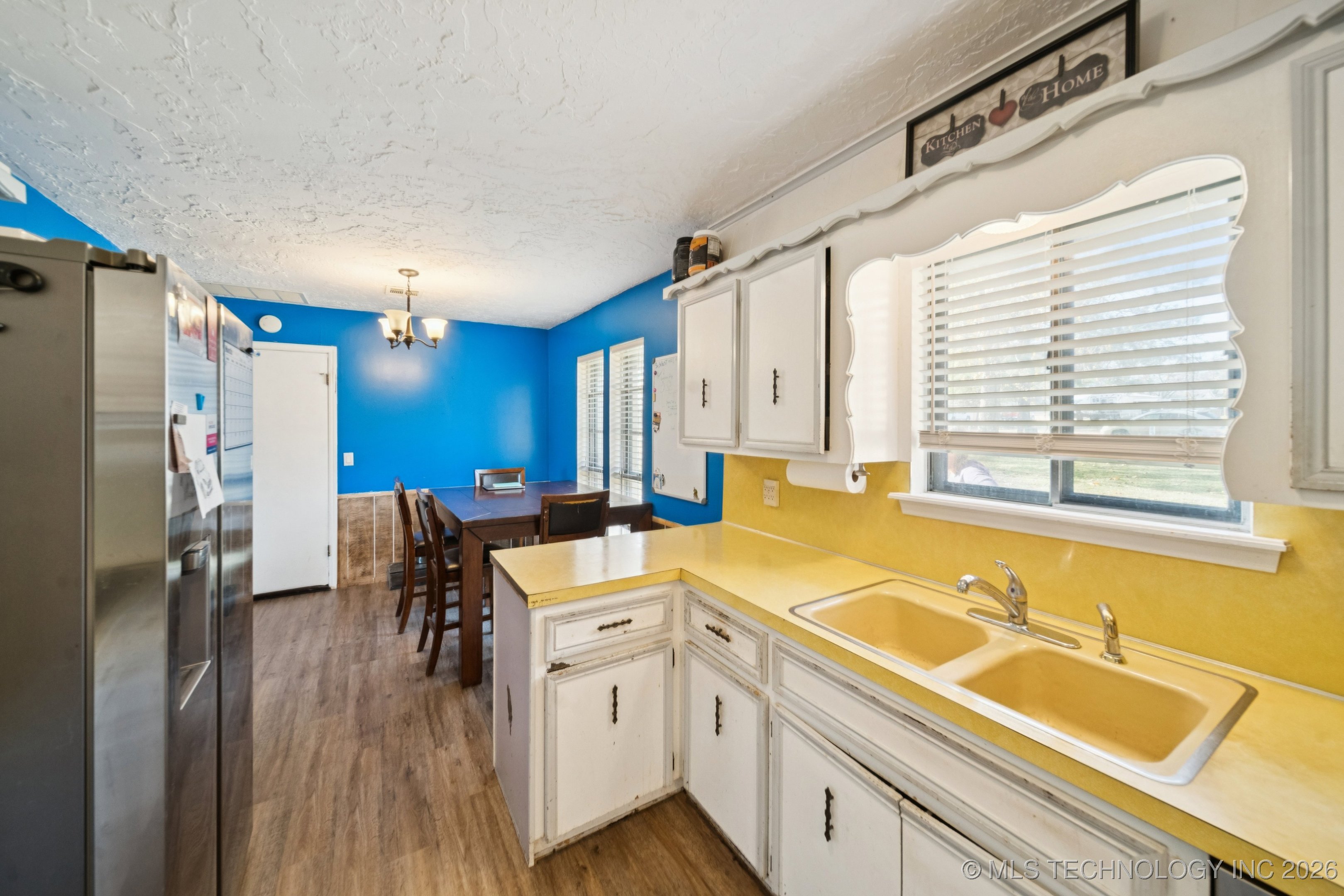 9319 S Highland Drive Property Photo 14