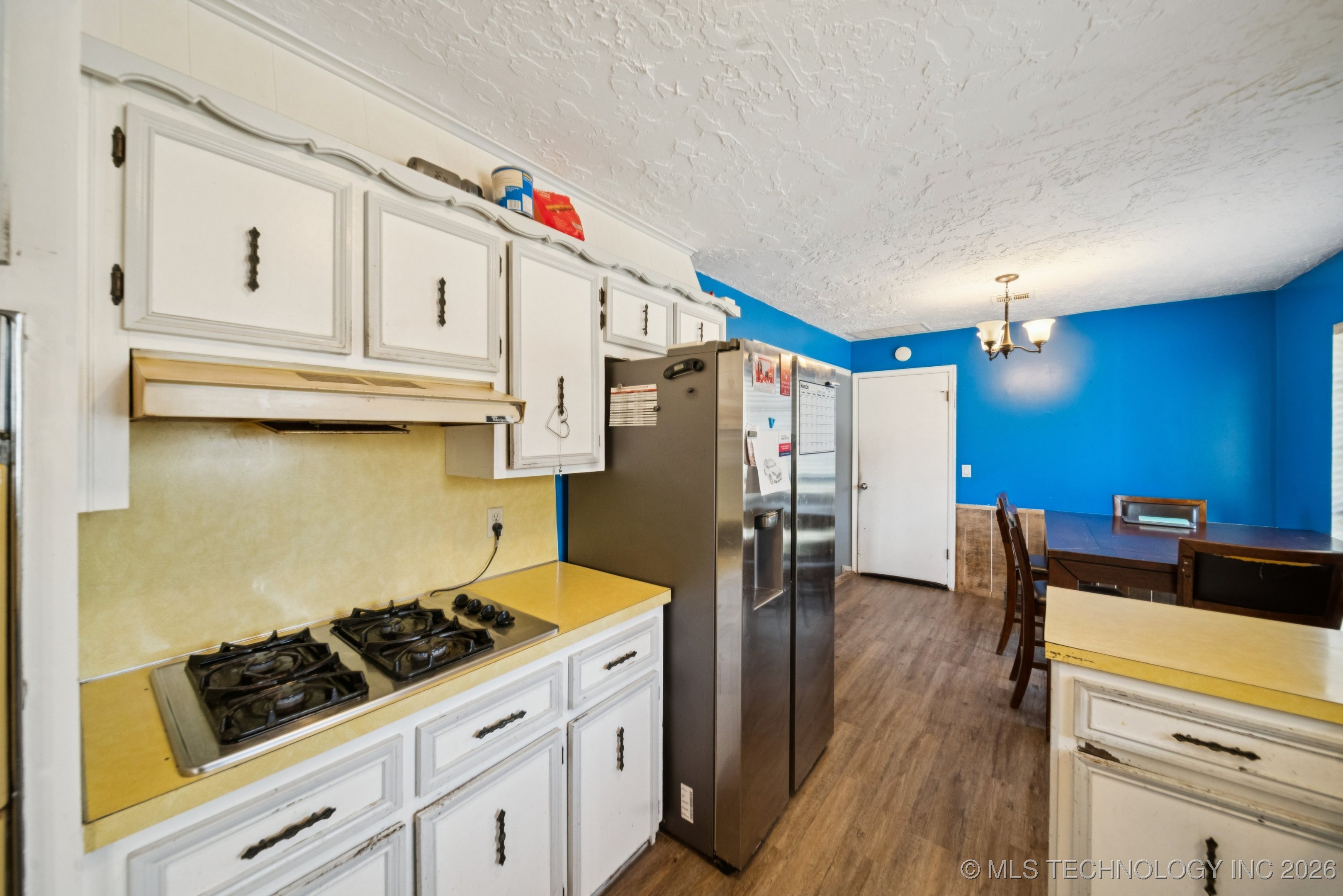 9319 S Highland Drive Property Photo 15