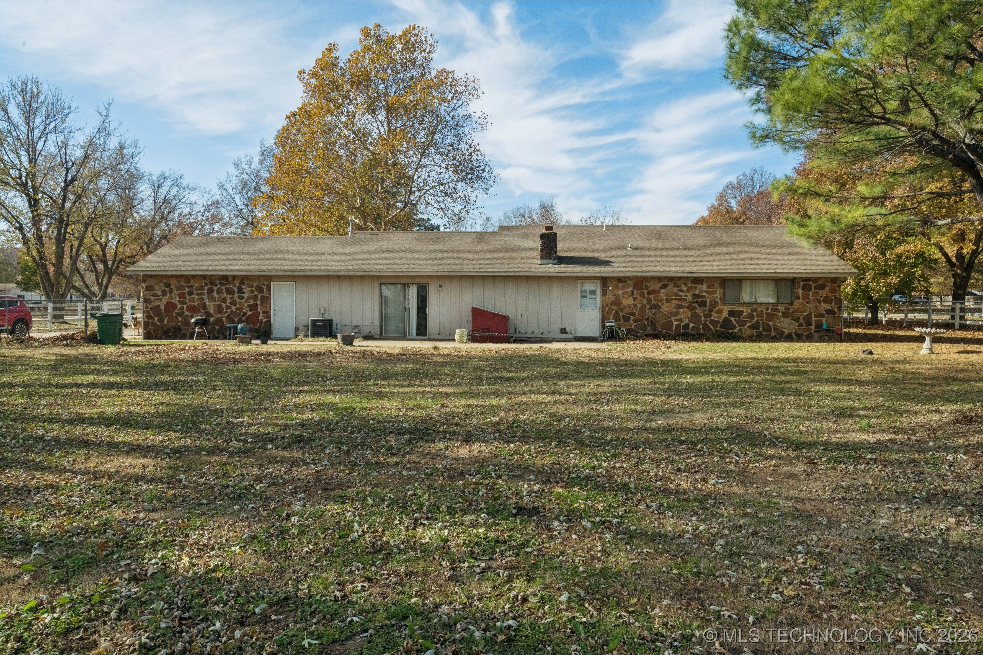 9319 S Highland Drive Property Photo 27