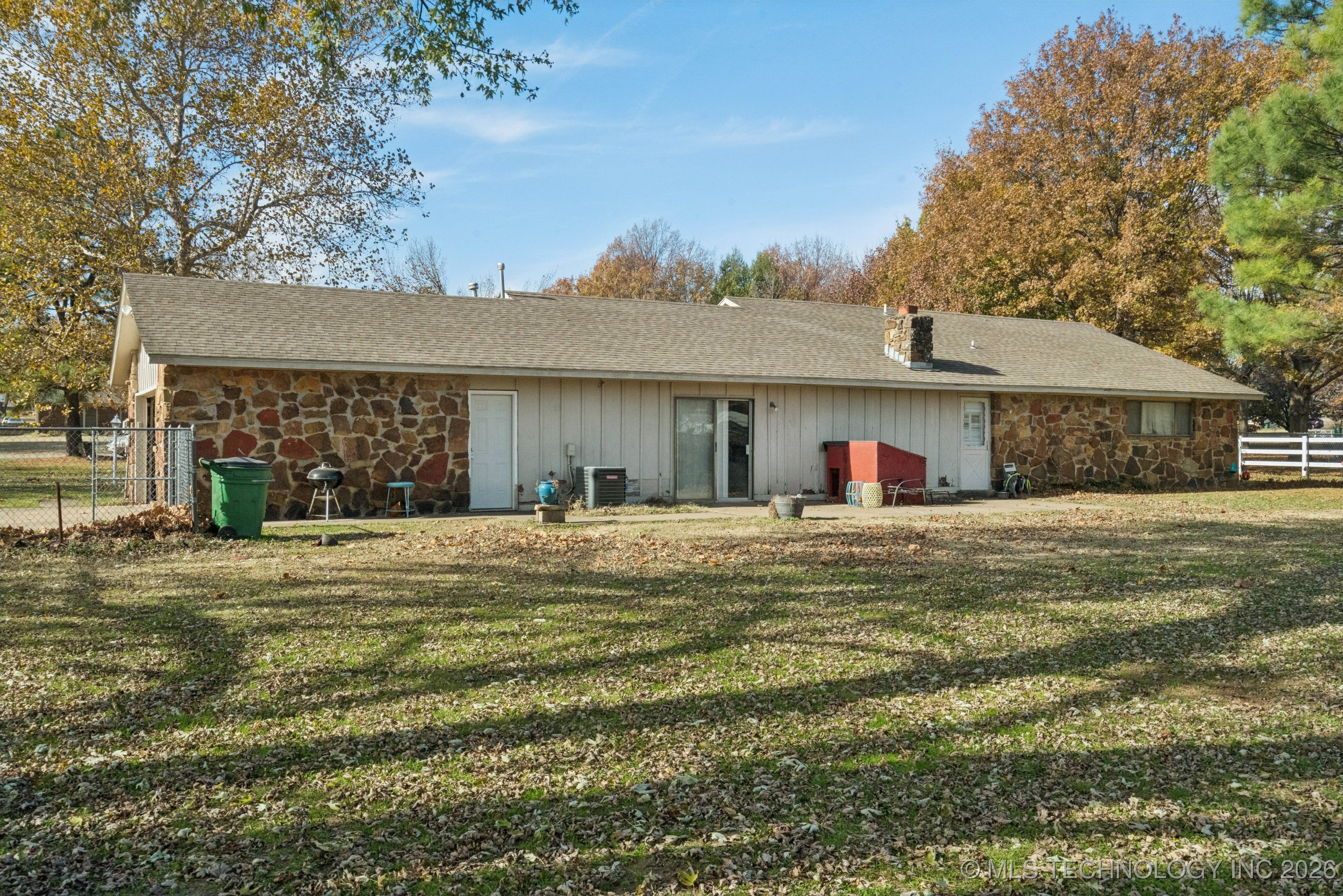 9319 S Highland Drive Property Photo 28