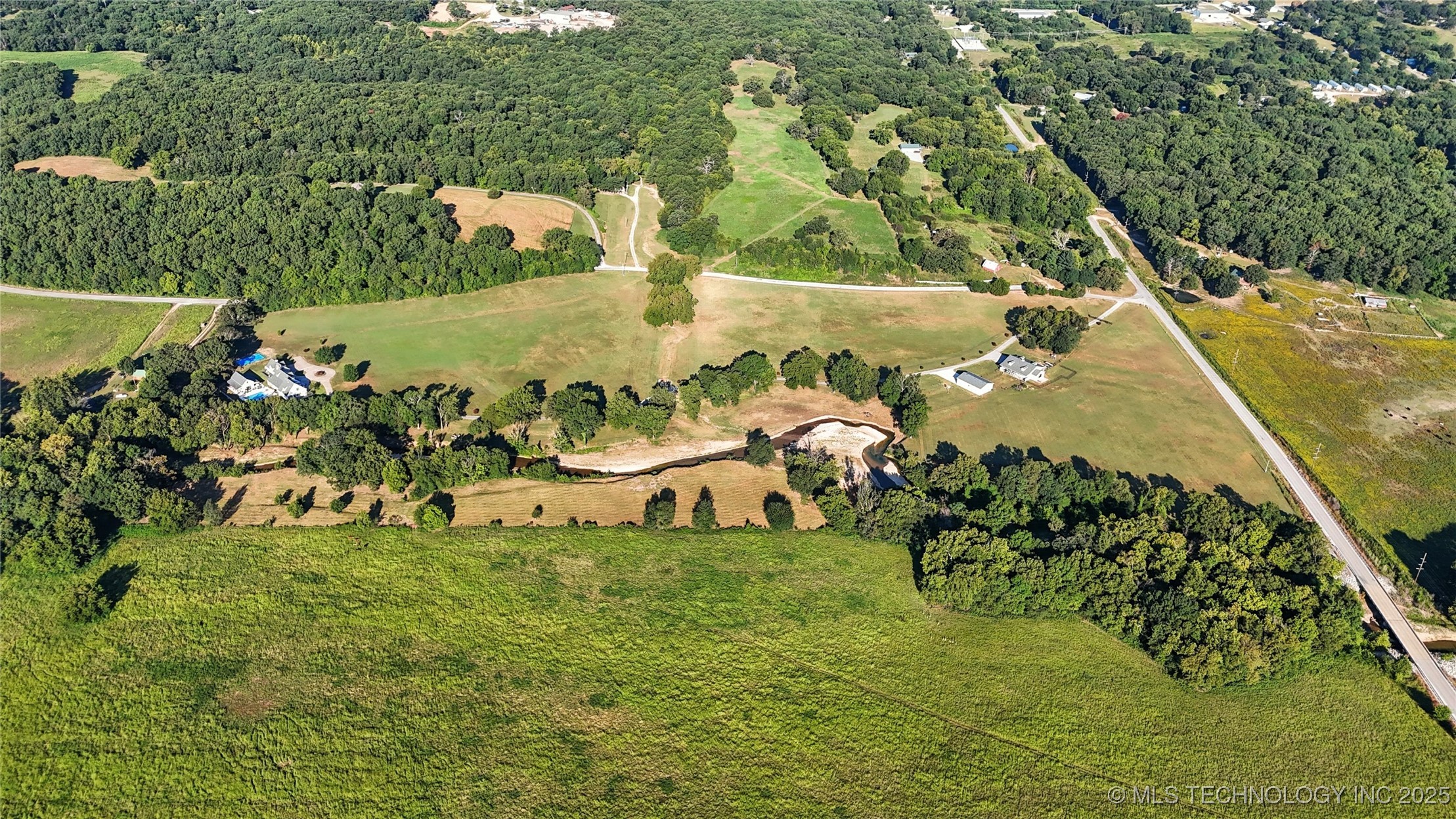 33021 S 625 Road Property Photo 5