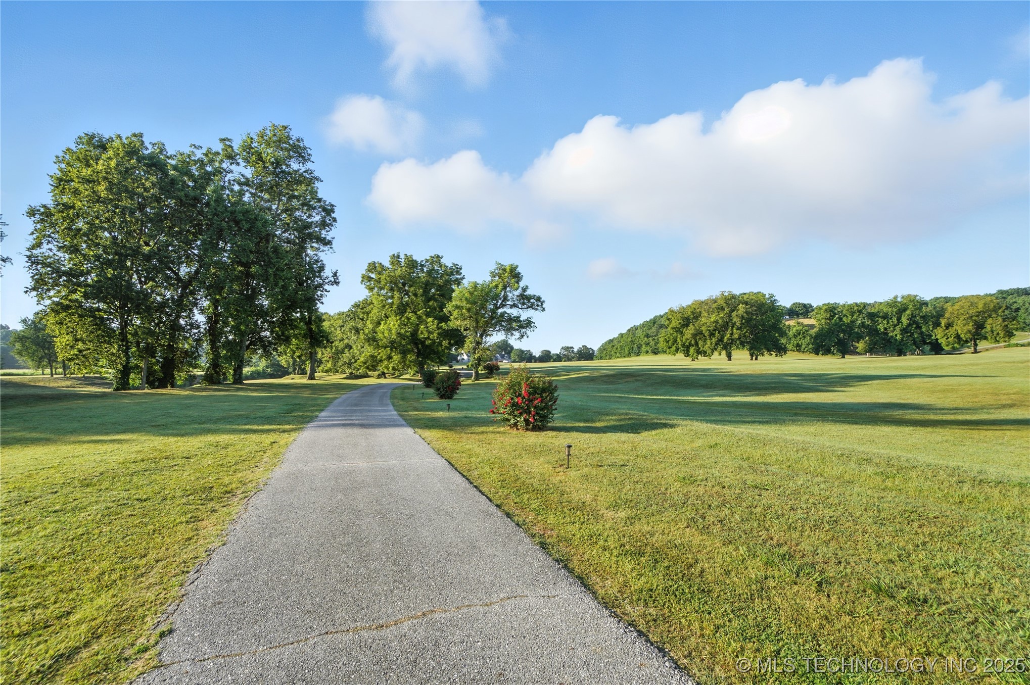 33021 S 625 Road Property Photo 10