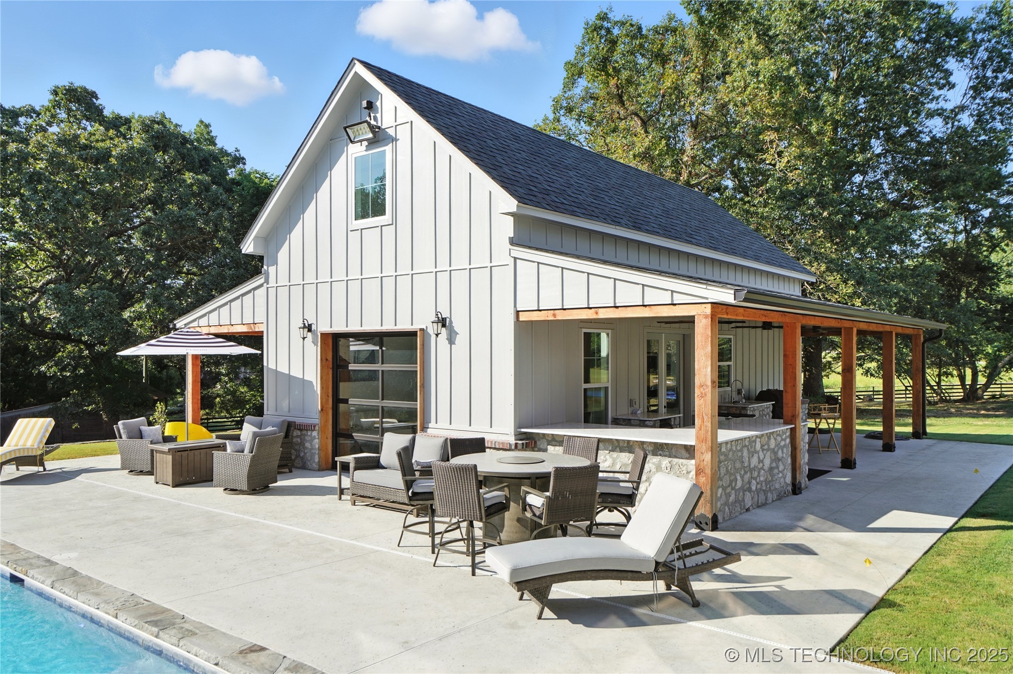 33021 S 625 Road Property Photo 14