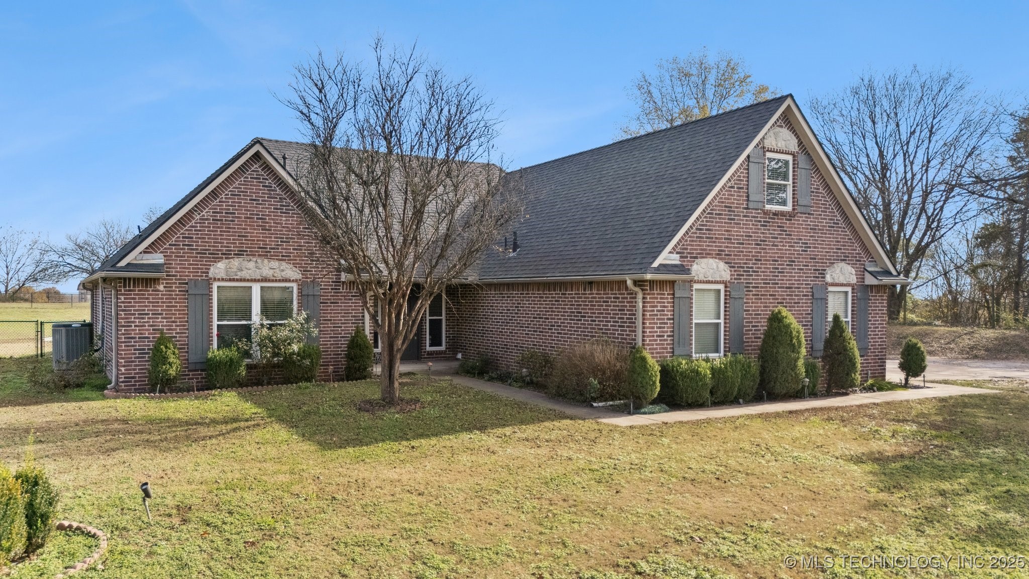 25807 S Cactus Road Property Photo 2