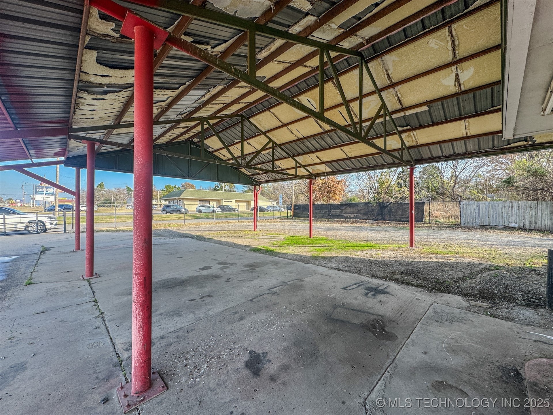 500 S 32nd Street Property Photo 14