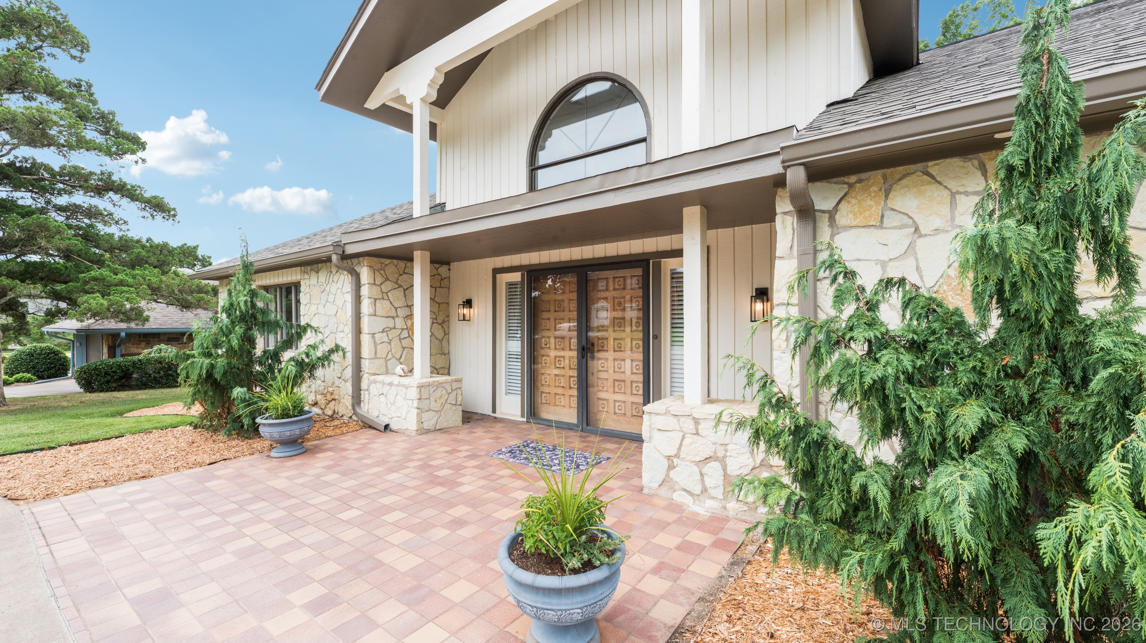 2505 Glynnwood Drive Property Photo 5