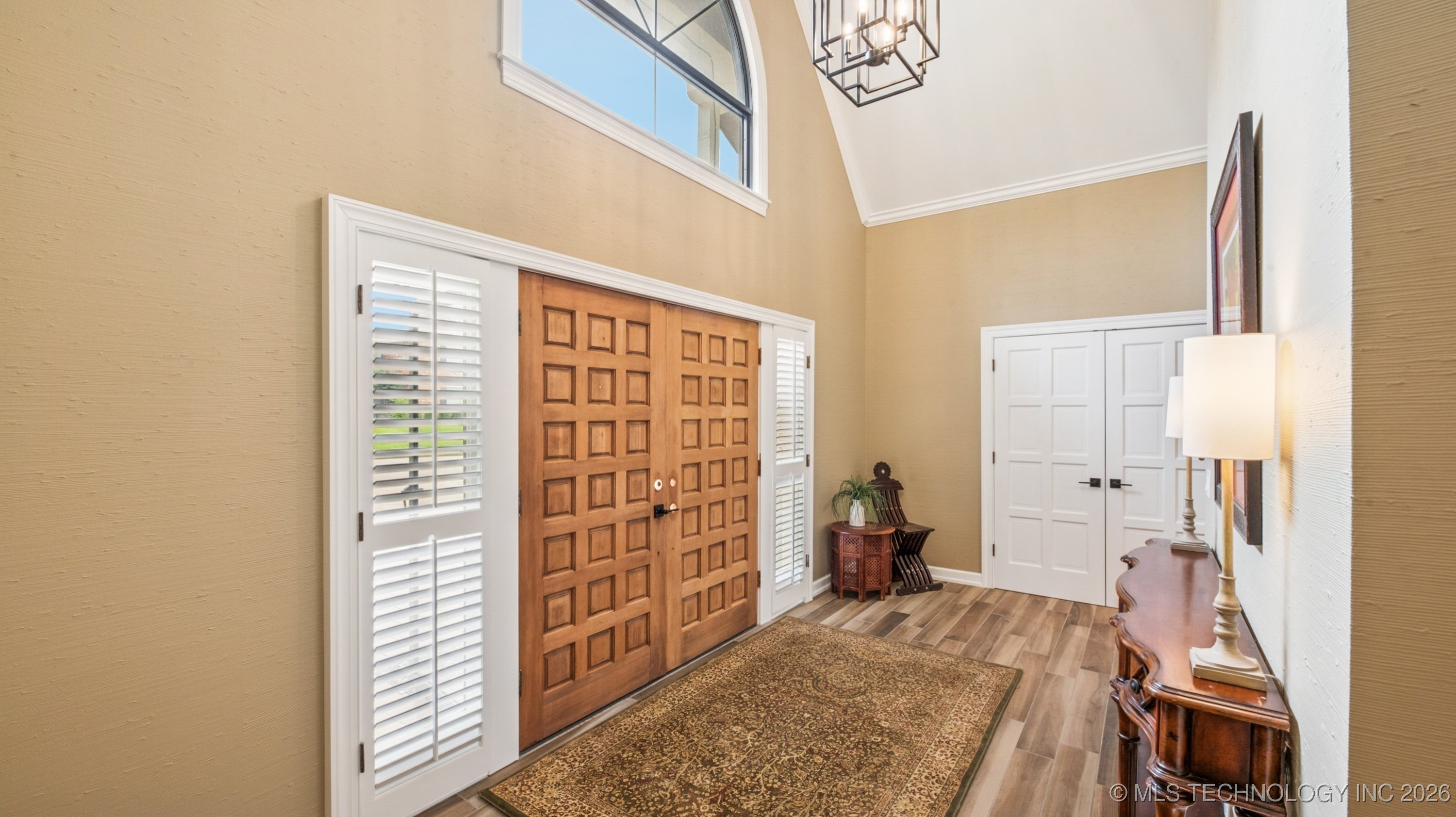 2505 Glynnwood Drive Property Photo 7