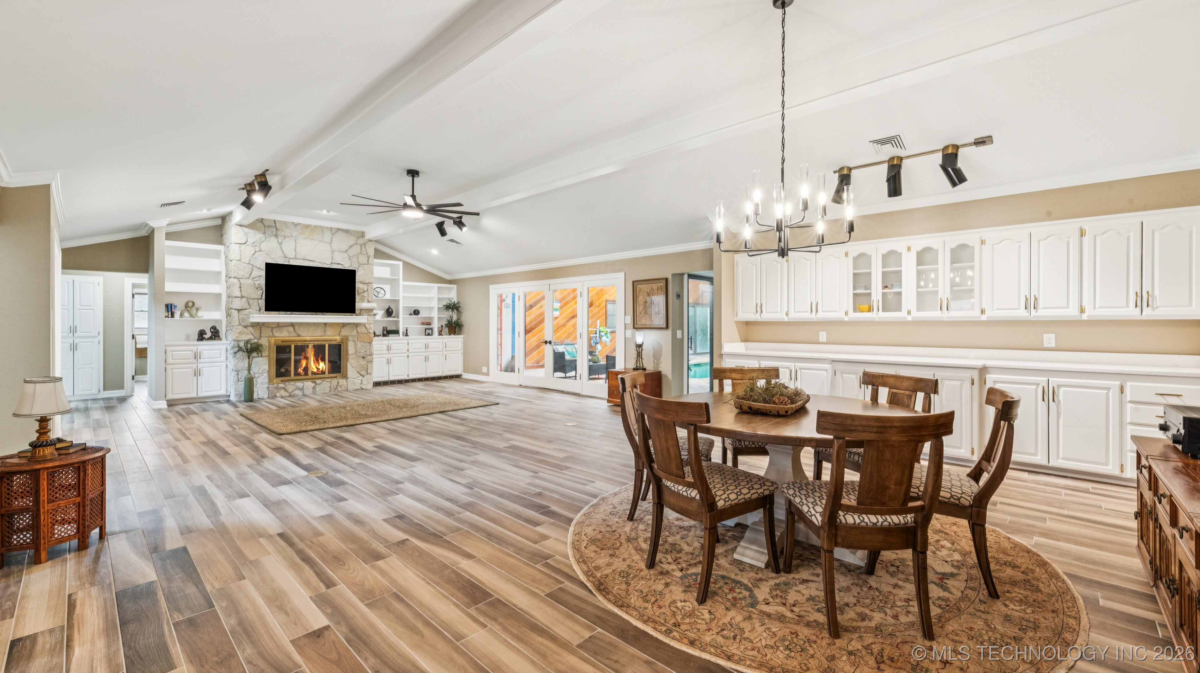 2505 Glynnwood Drive Property Photo 20