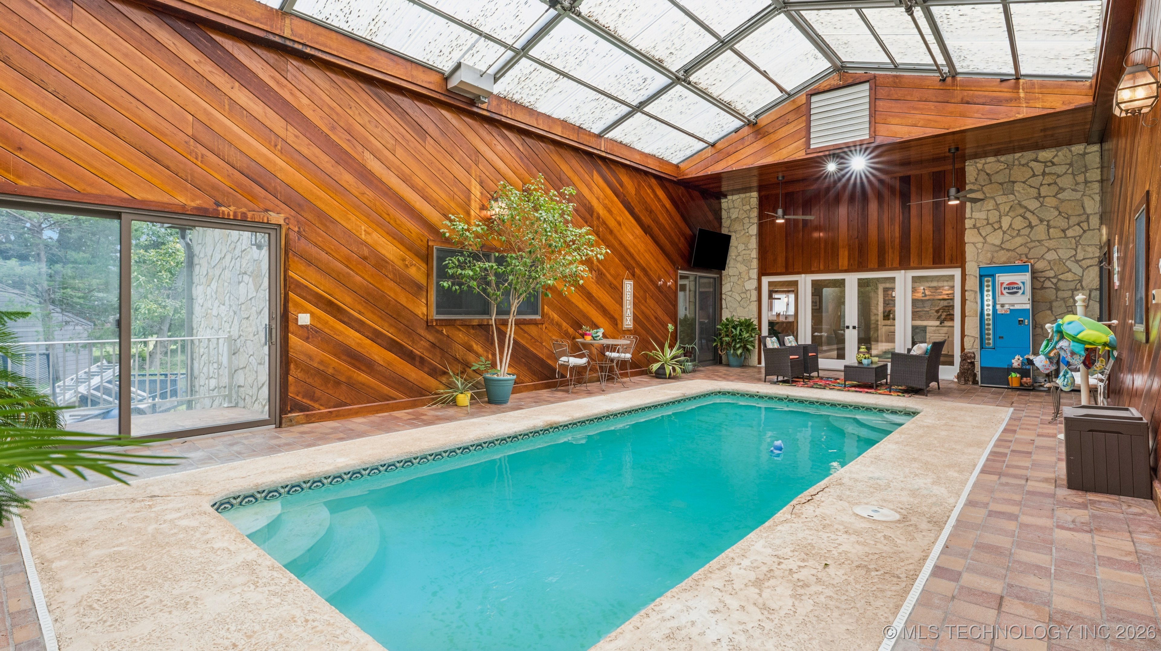 2505 Glynnwood Drive Property Photo 21