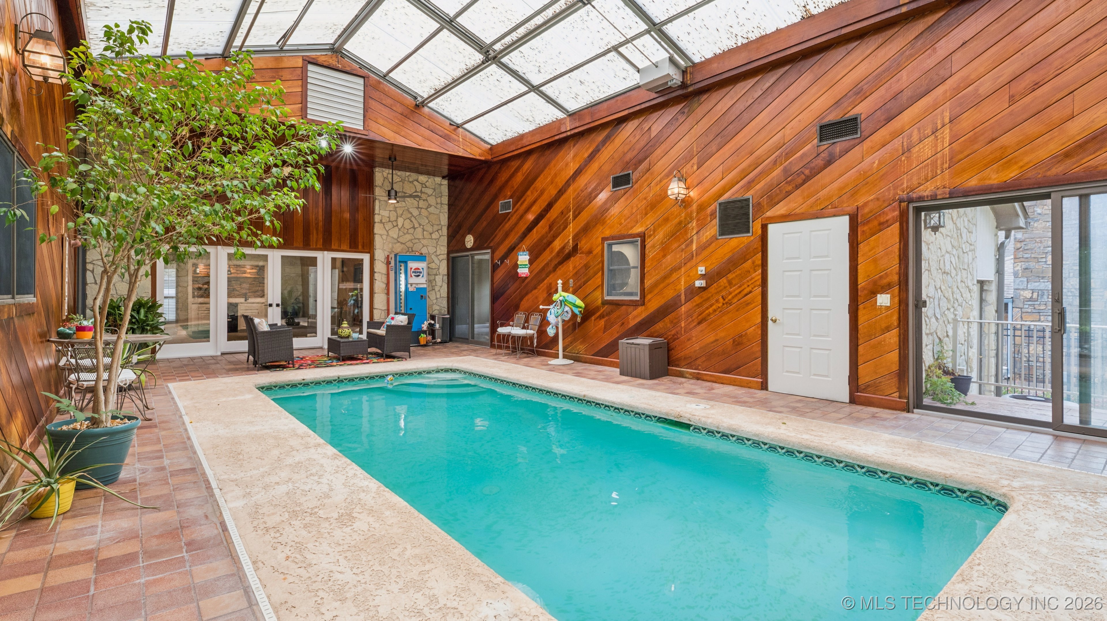 2505 Glynnwood Drive Property Photo 24