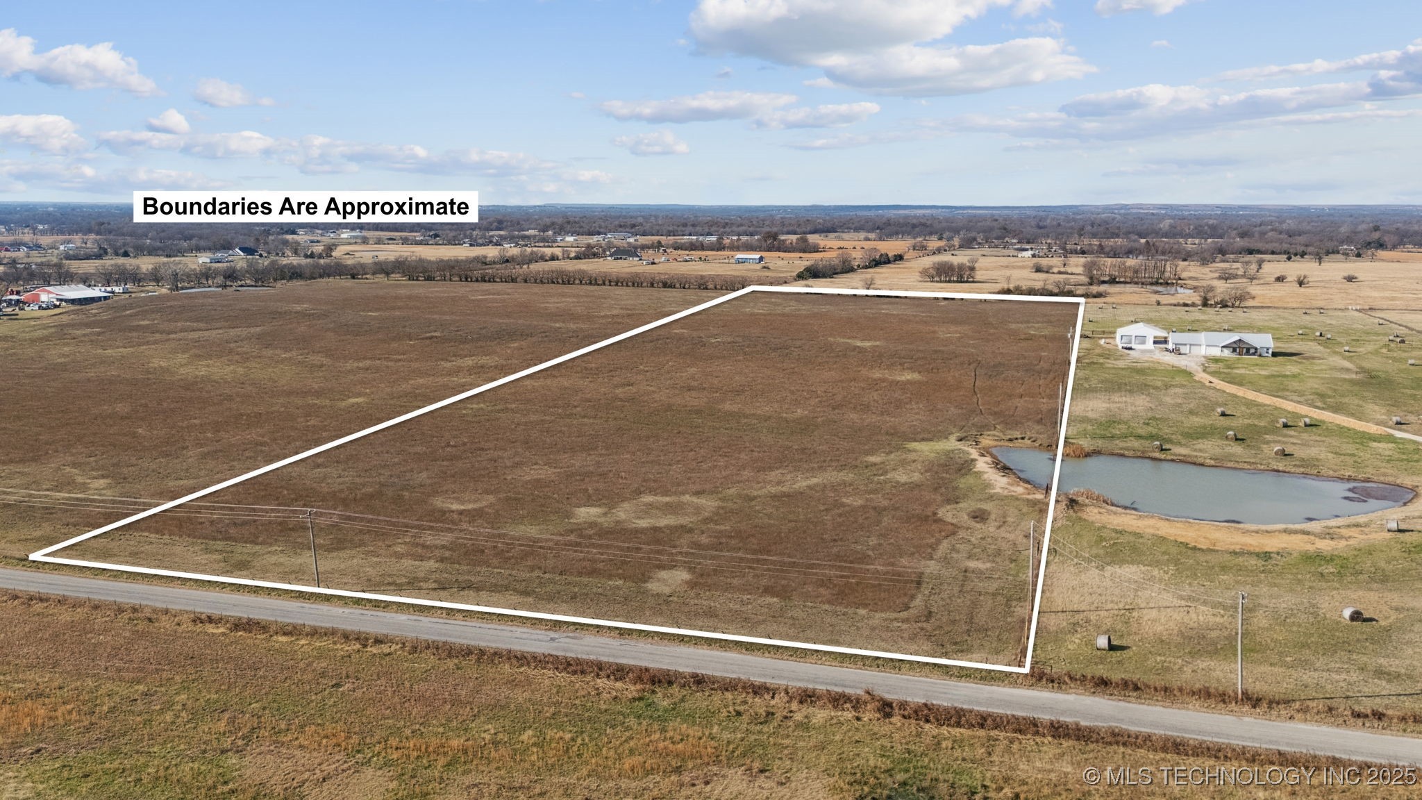 10 4040 Road Property Photo 6