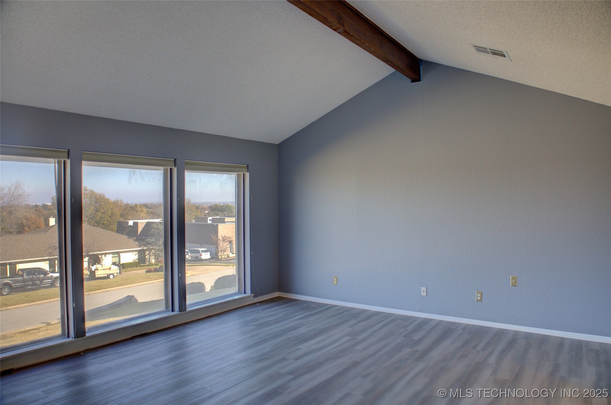 6634 E 60th Place Property Photo 29