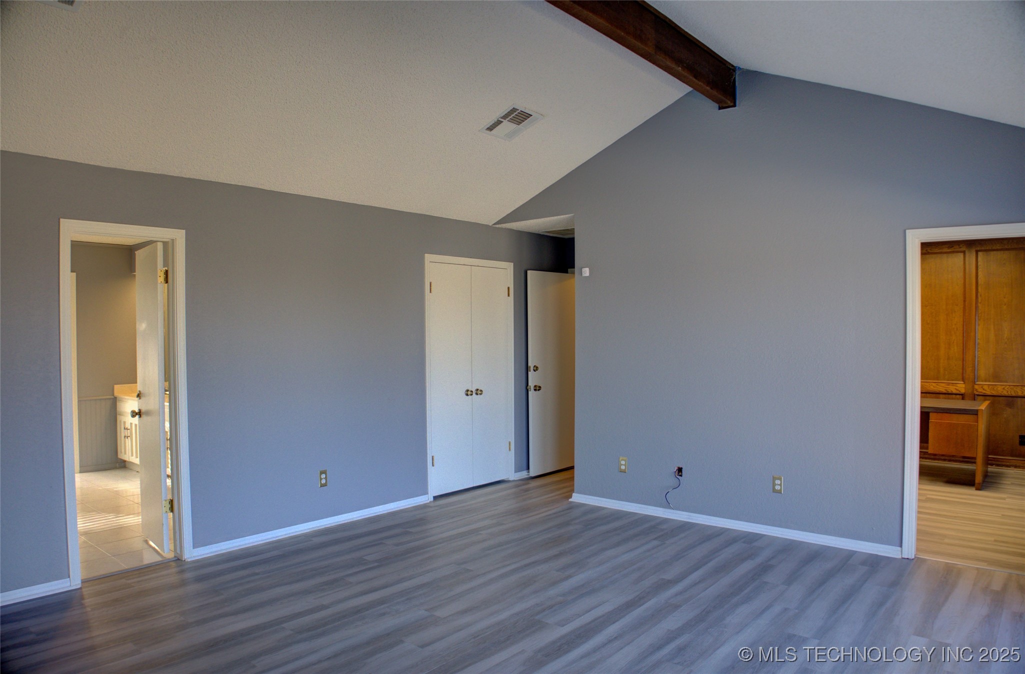 6634 E 60th Place Property Photo 31