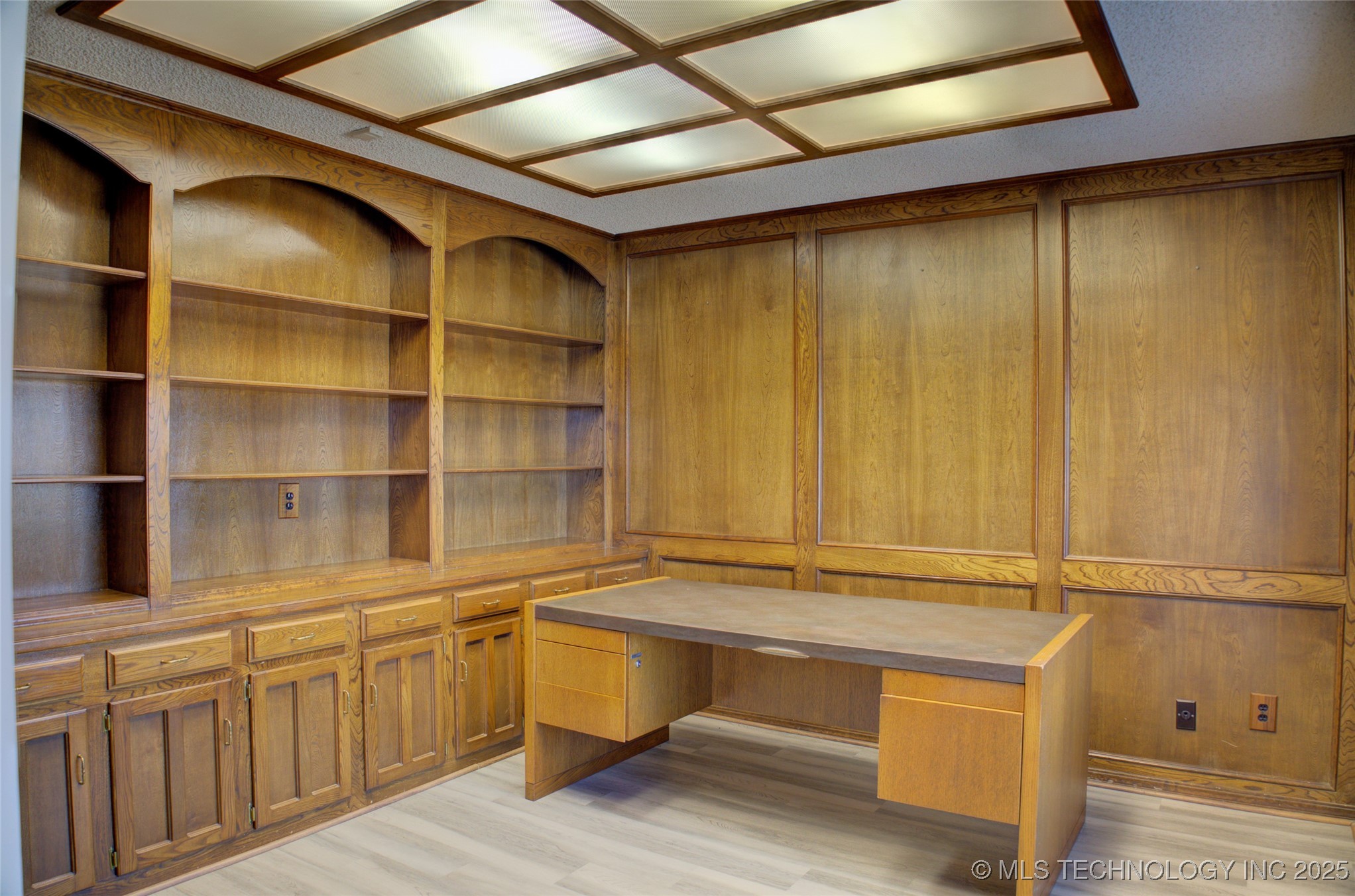 6634 E 60th Place Property Photo 33