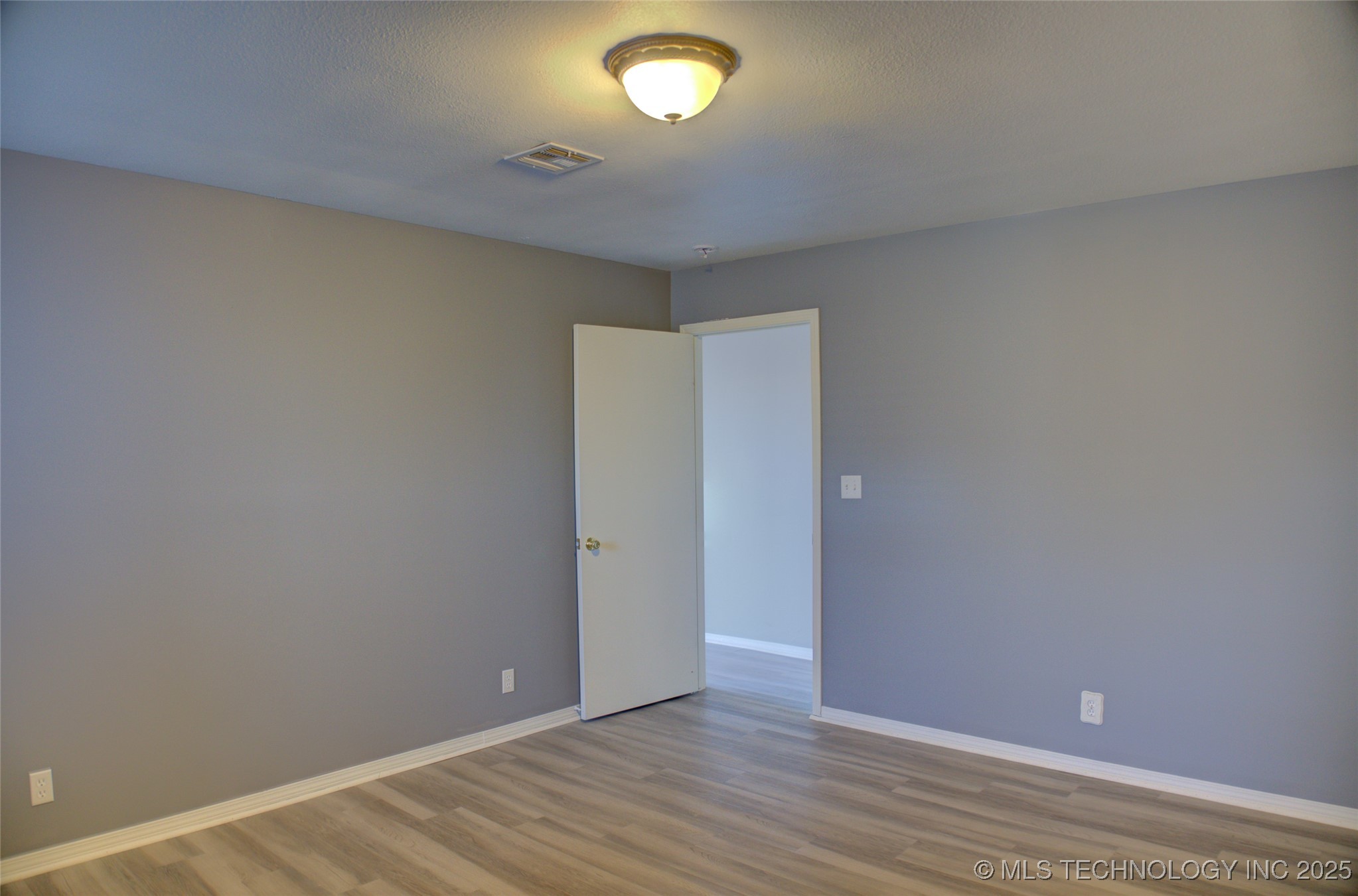 6634 E 60th Place Property Photo 53