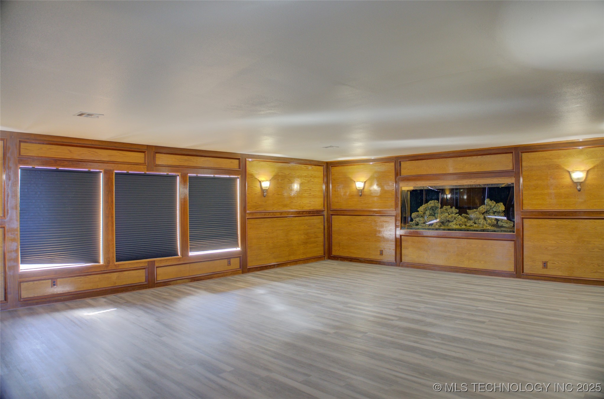 6634 E 60th Place Property Photo 55