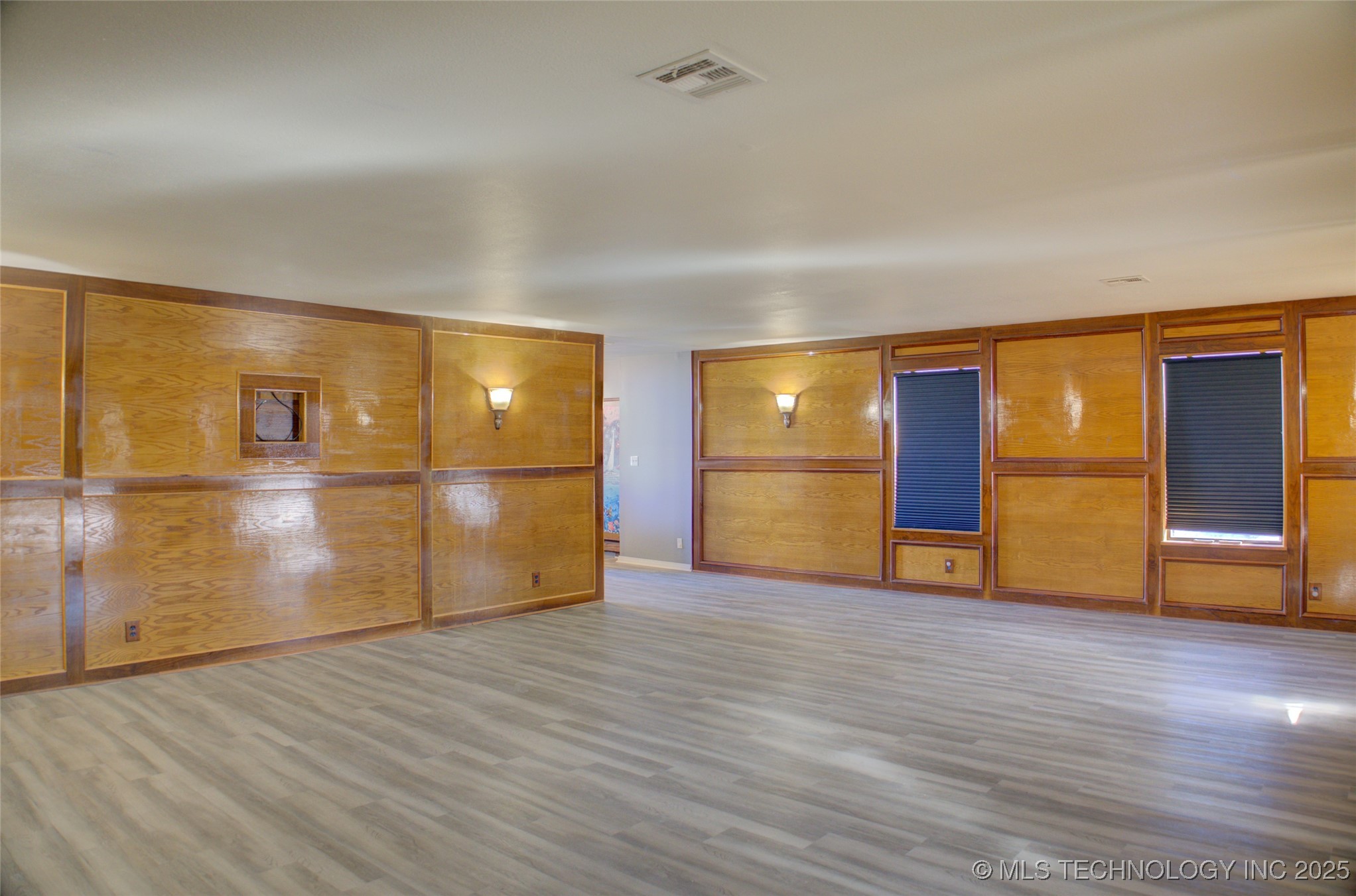 6634 E 60th Place Property Photo 57