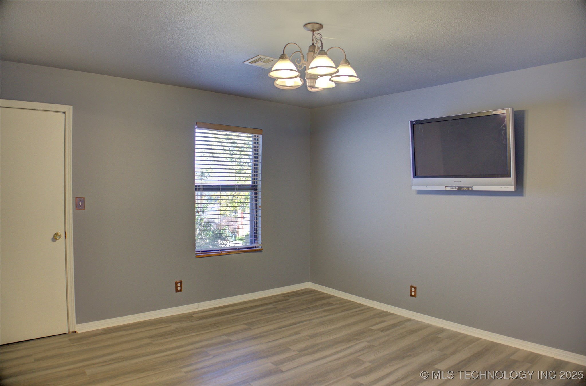 6634 E 60th Place Property Photo 60