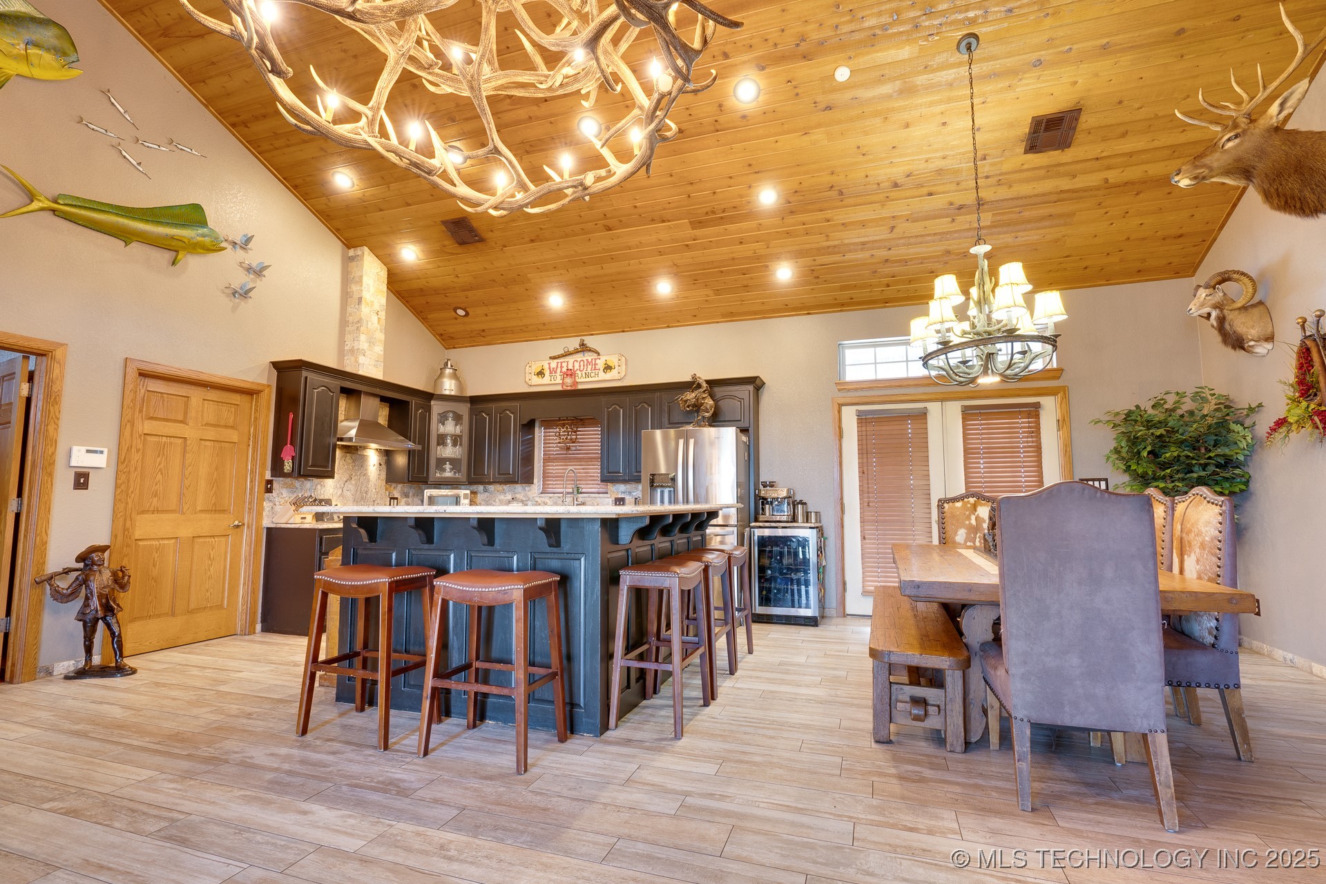 12841 County Road 3680 Property Photo 10