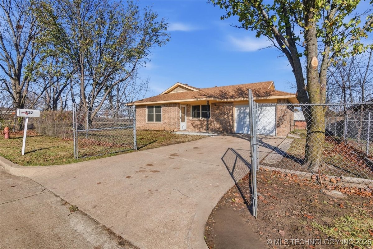 527 Chief Stand Waite Lane Property Photo 3