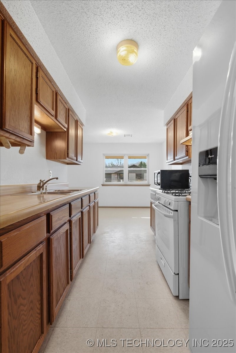 527 Chief Stand Waite Lane Property Photo 12