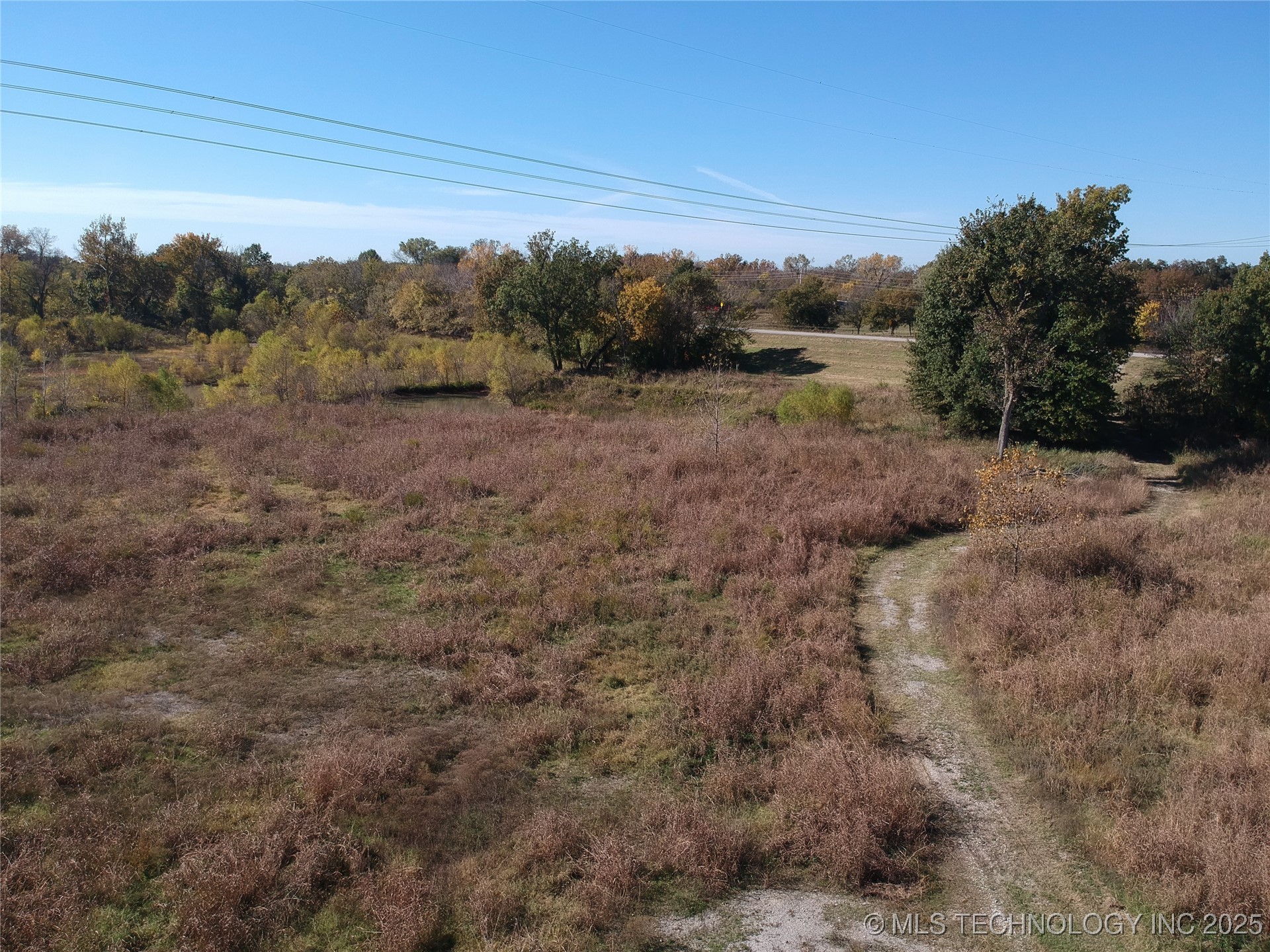 N Mingo Road E Property Photo 8