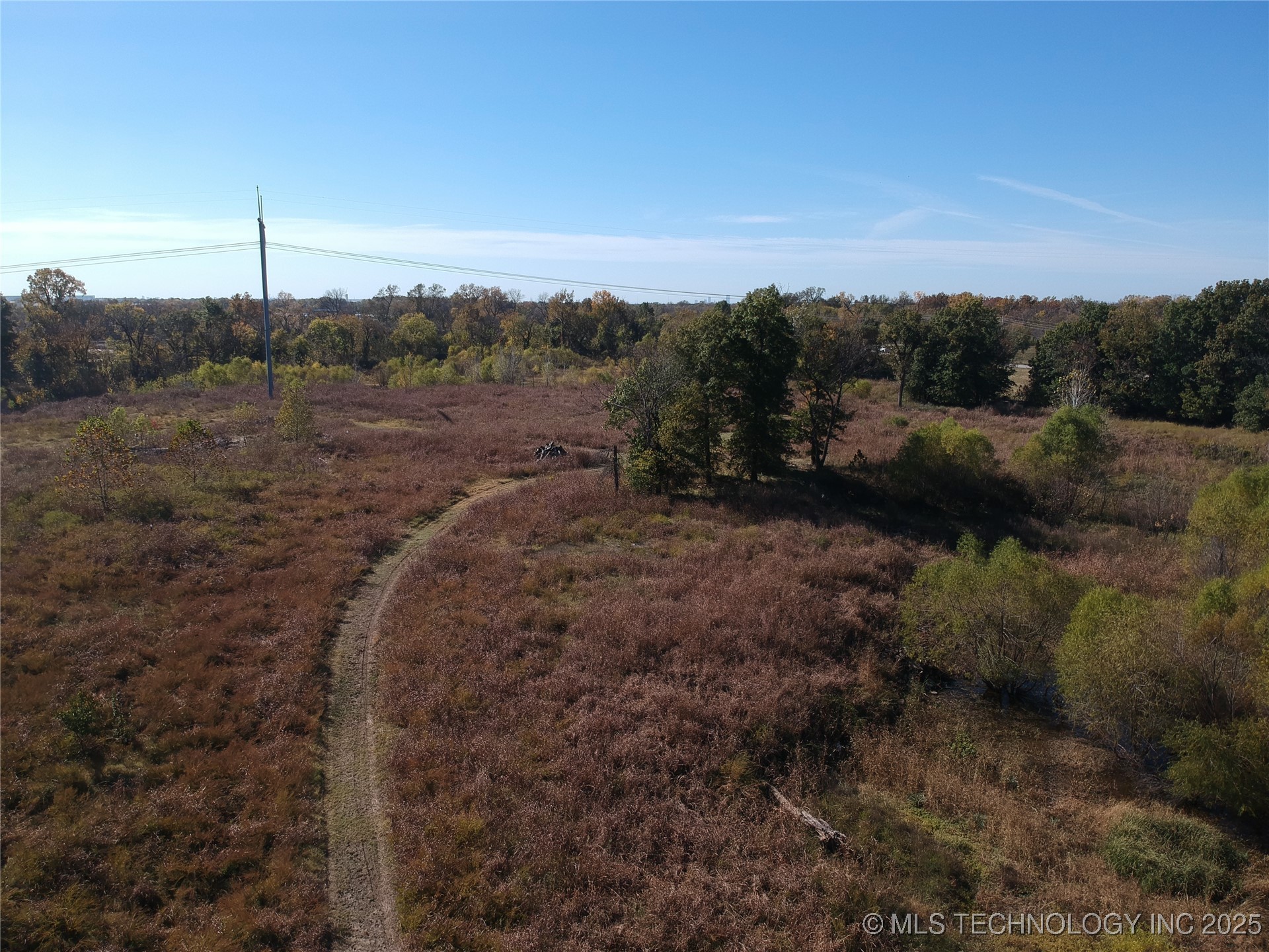 N Mingo Road E Property Photo 12