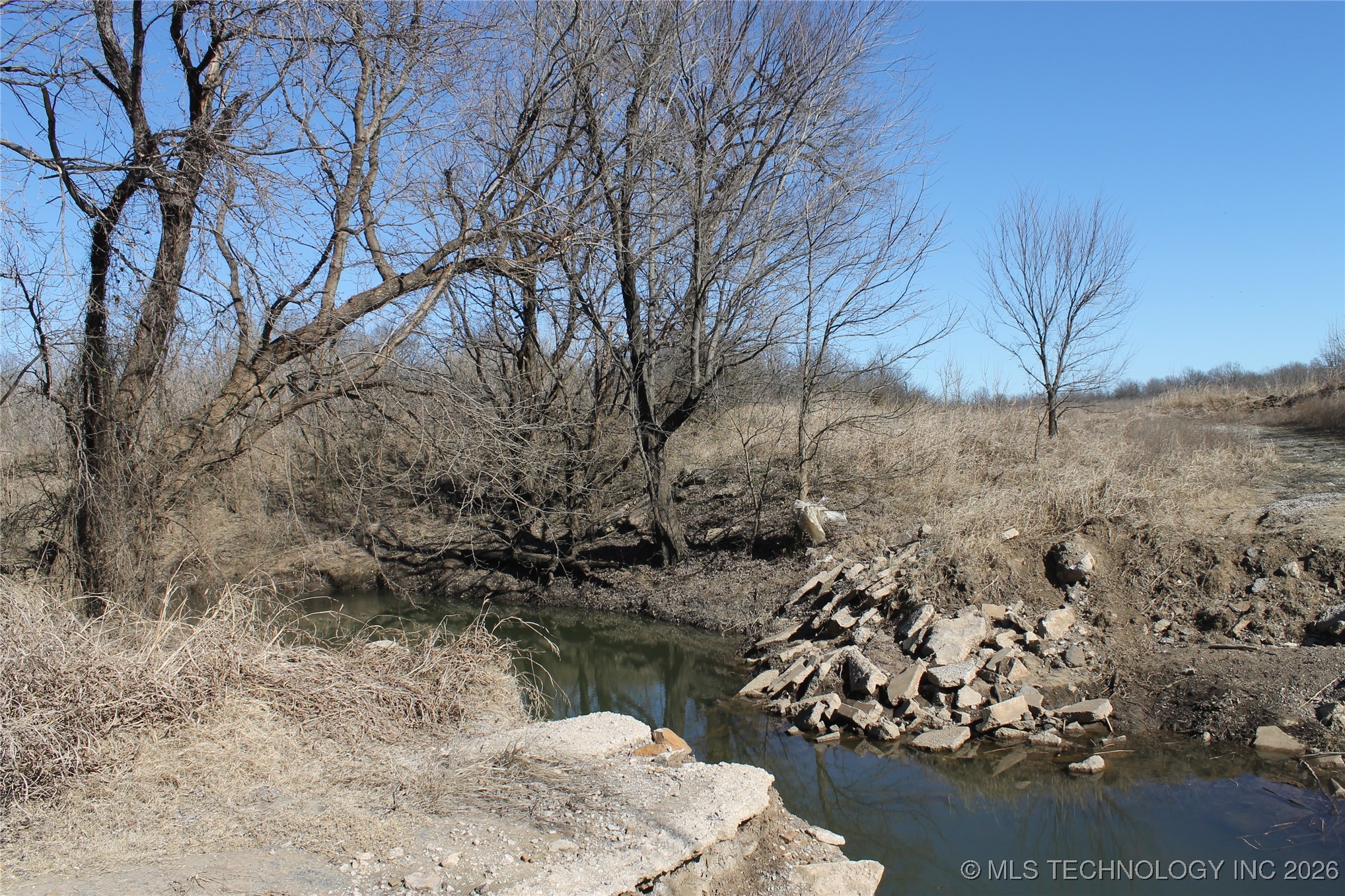 N Mingo Road E Property Photo 25