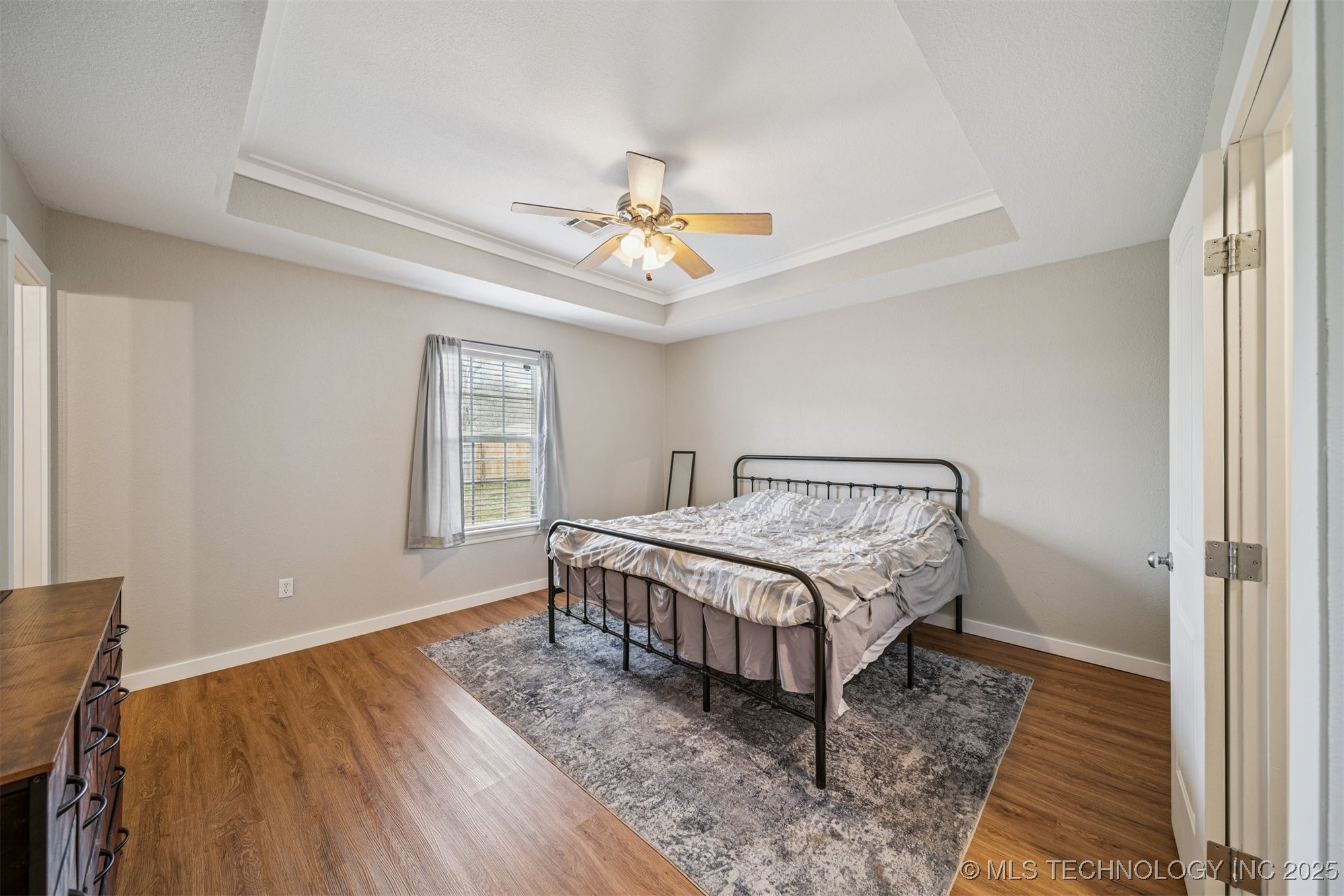 315 E Oak Street Property Photo 10