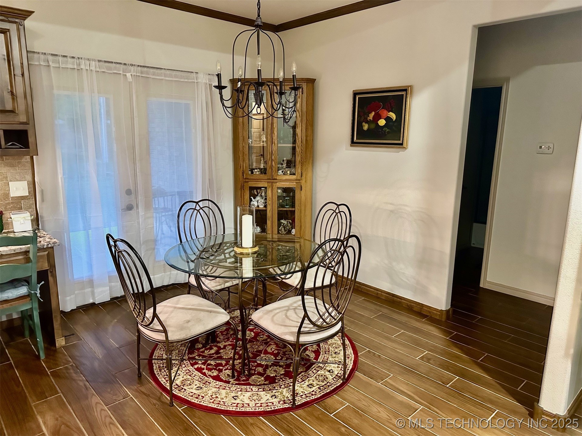 803 Julie Avenue Property Photo 7