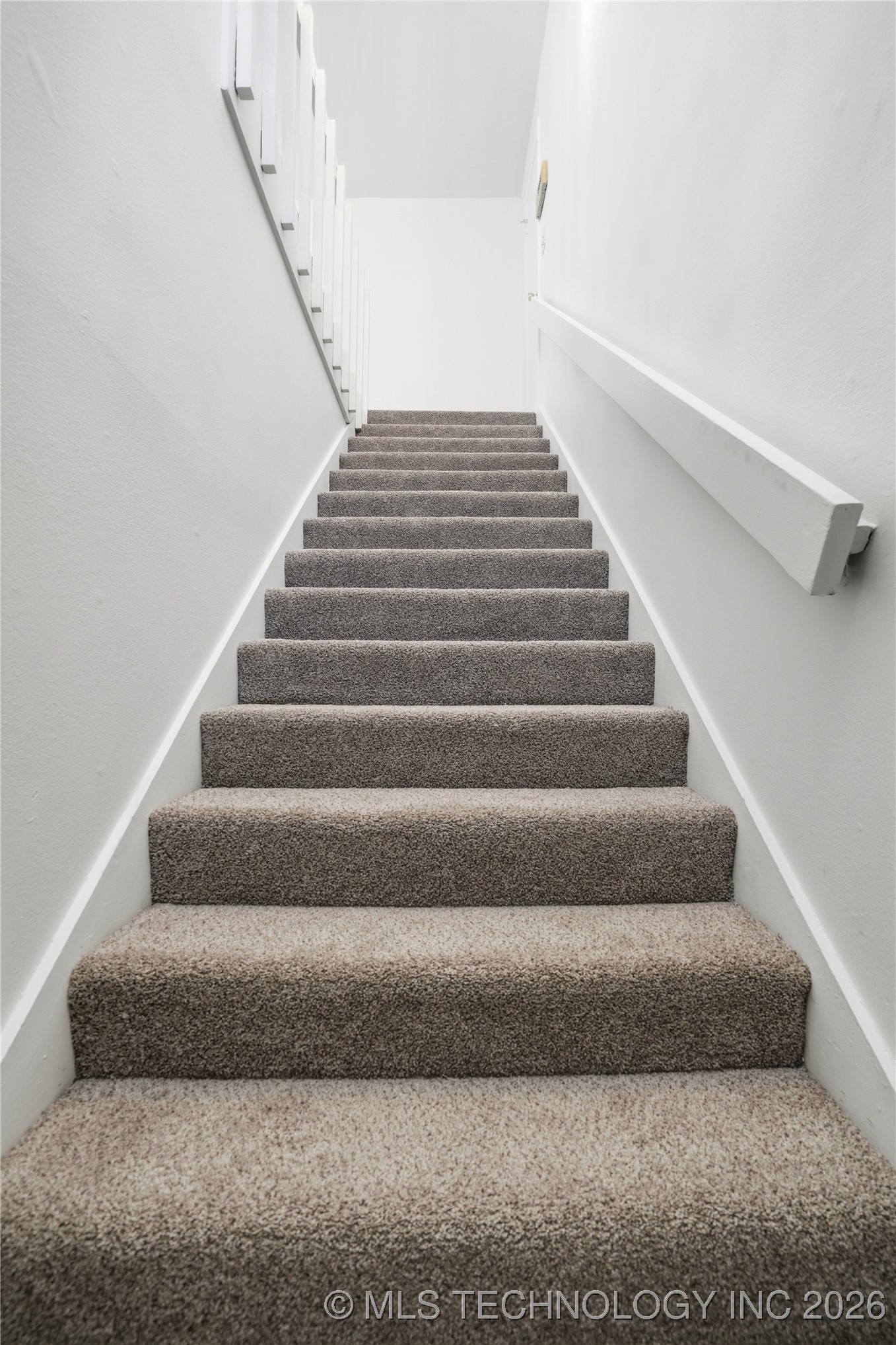 7325 S Yale Avenue 213 Property Photo 3