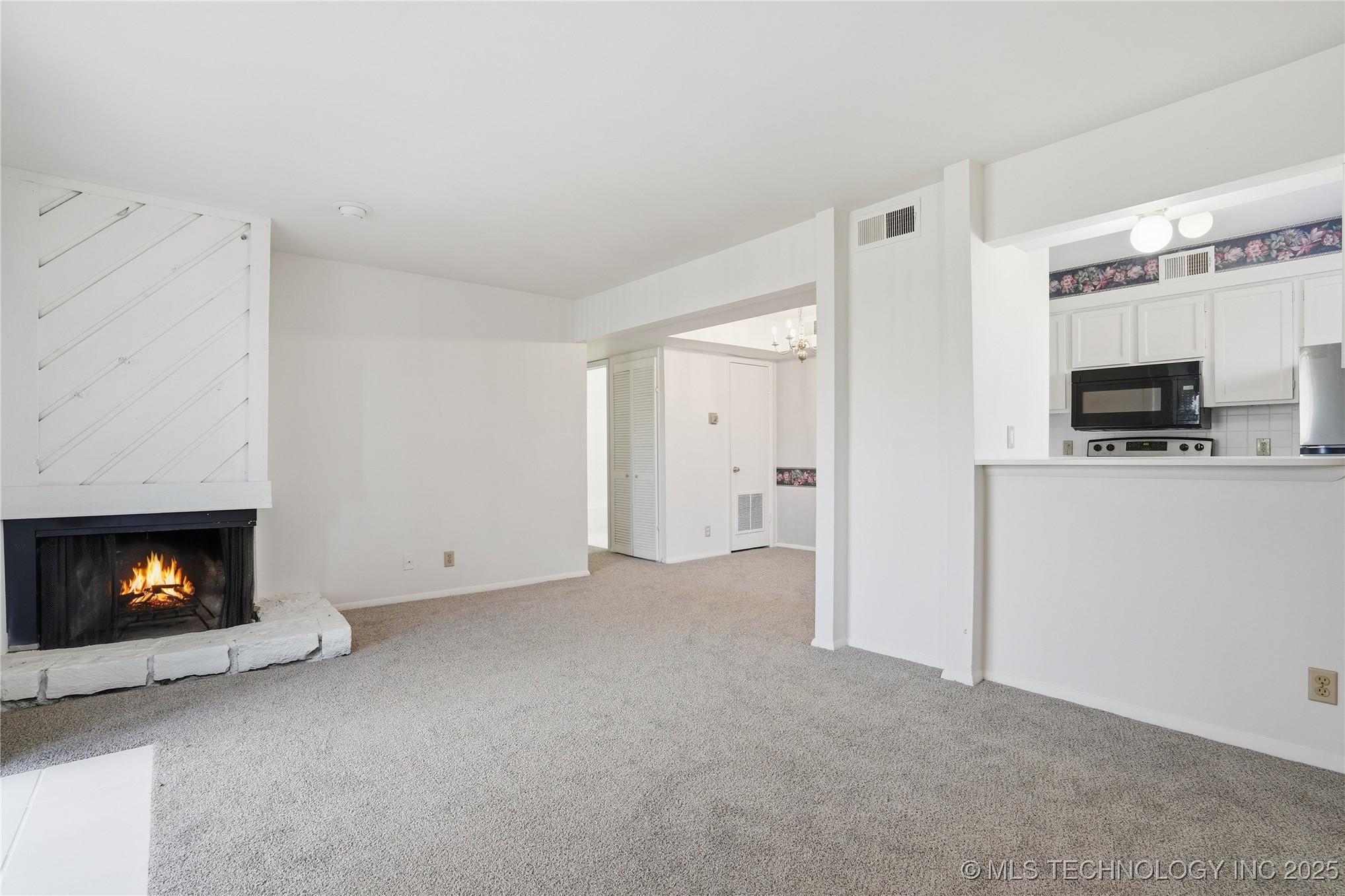 7325 S Yale Avenue 213 Property Photo 7