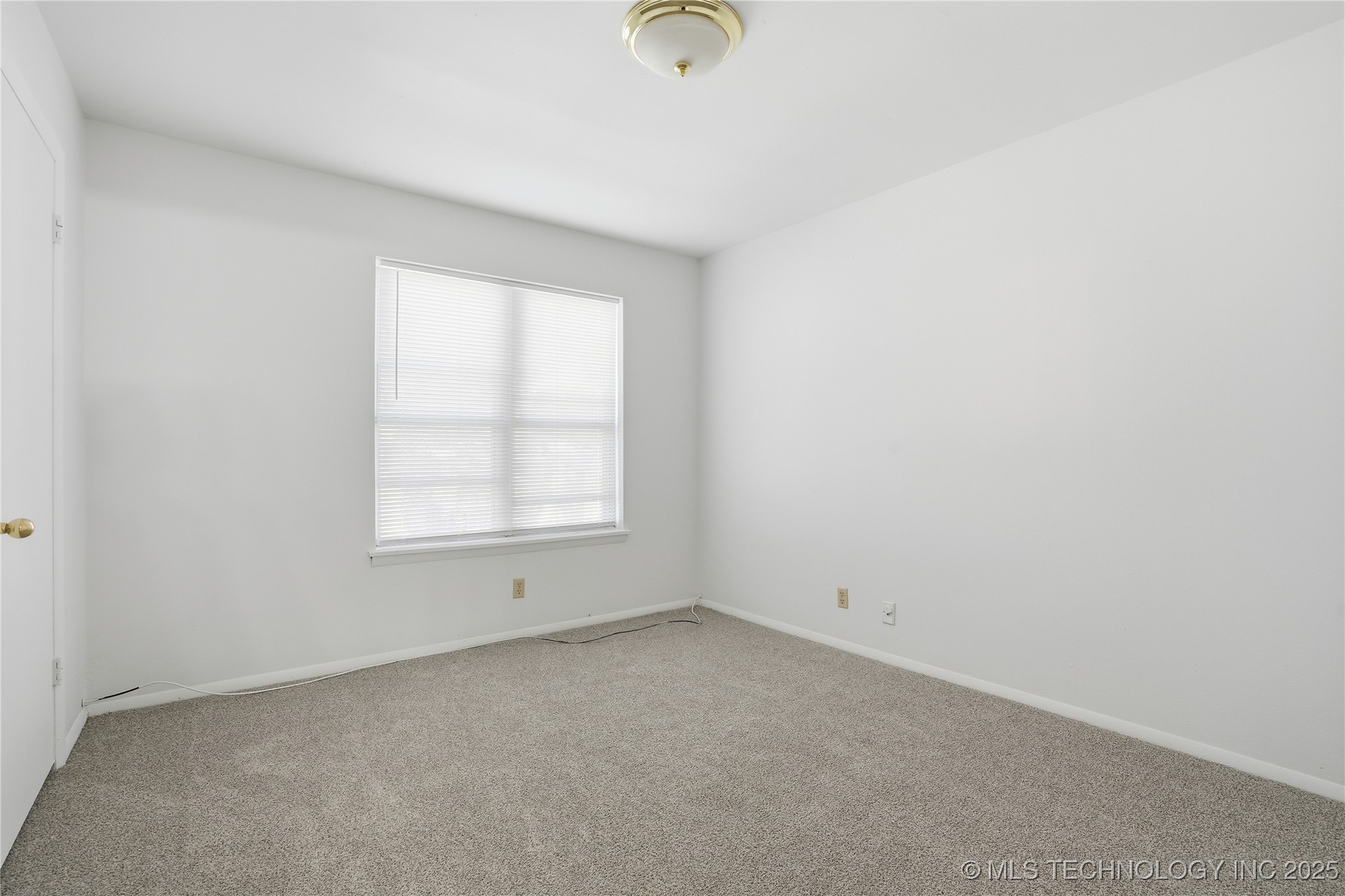 7325 S Yale Avenue 213 Property Photo 17