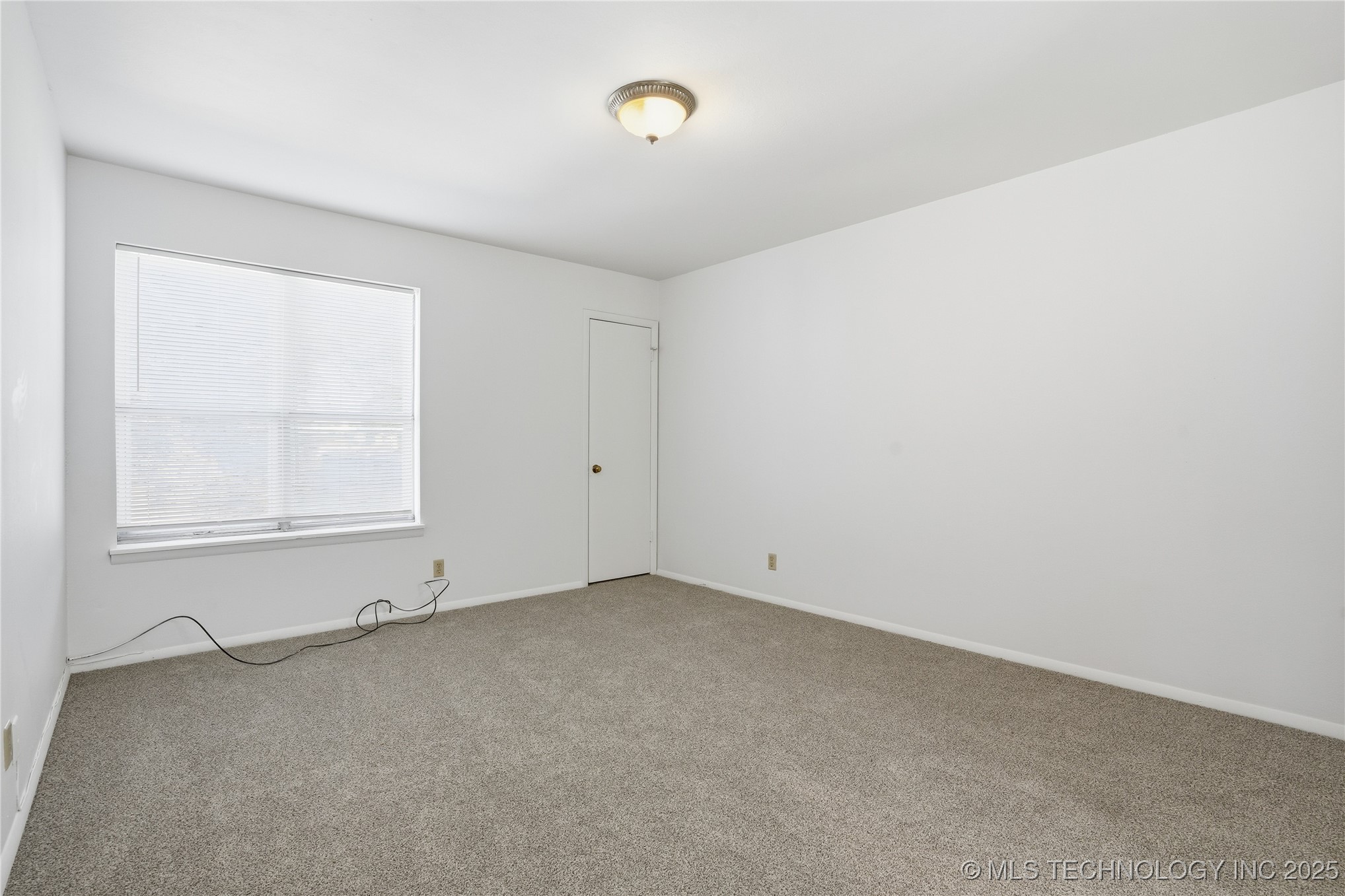 7325 S Yale Avenue 213 Property Photo 19