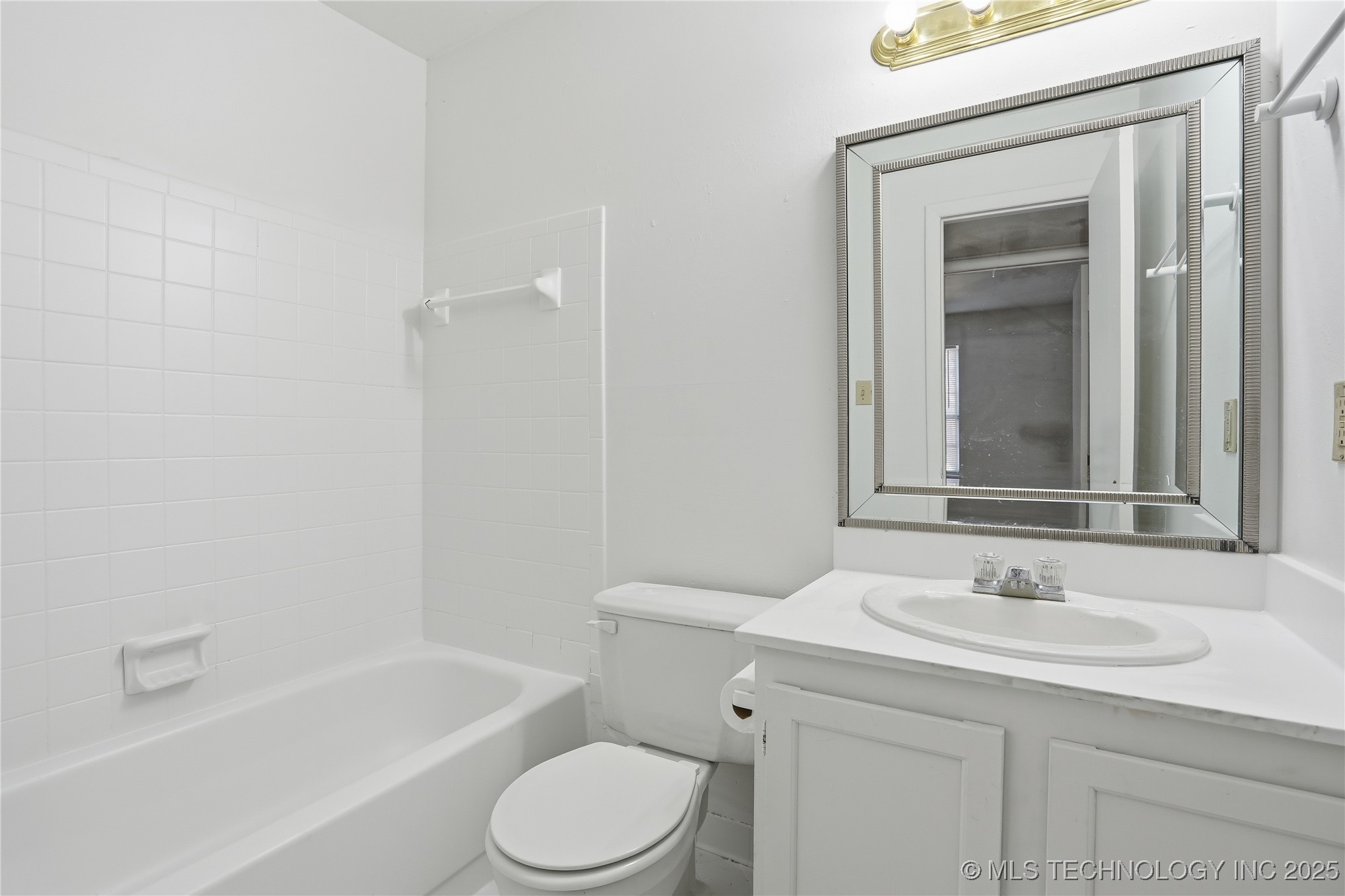 7325 S Yale Avenue 213 Property Photo 24