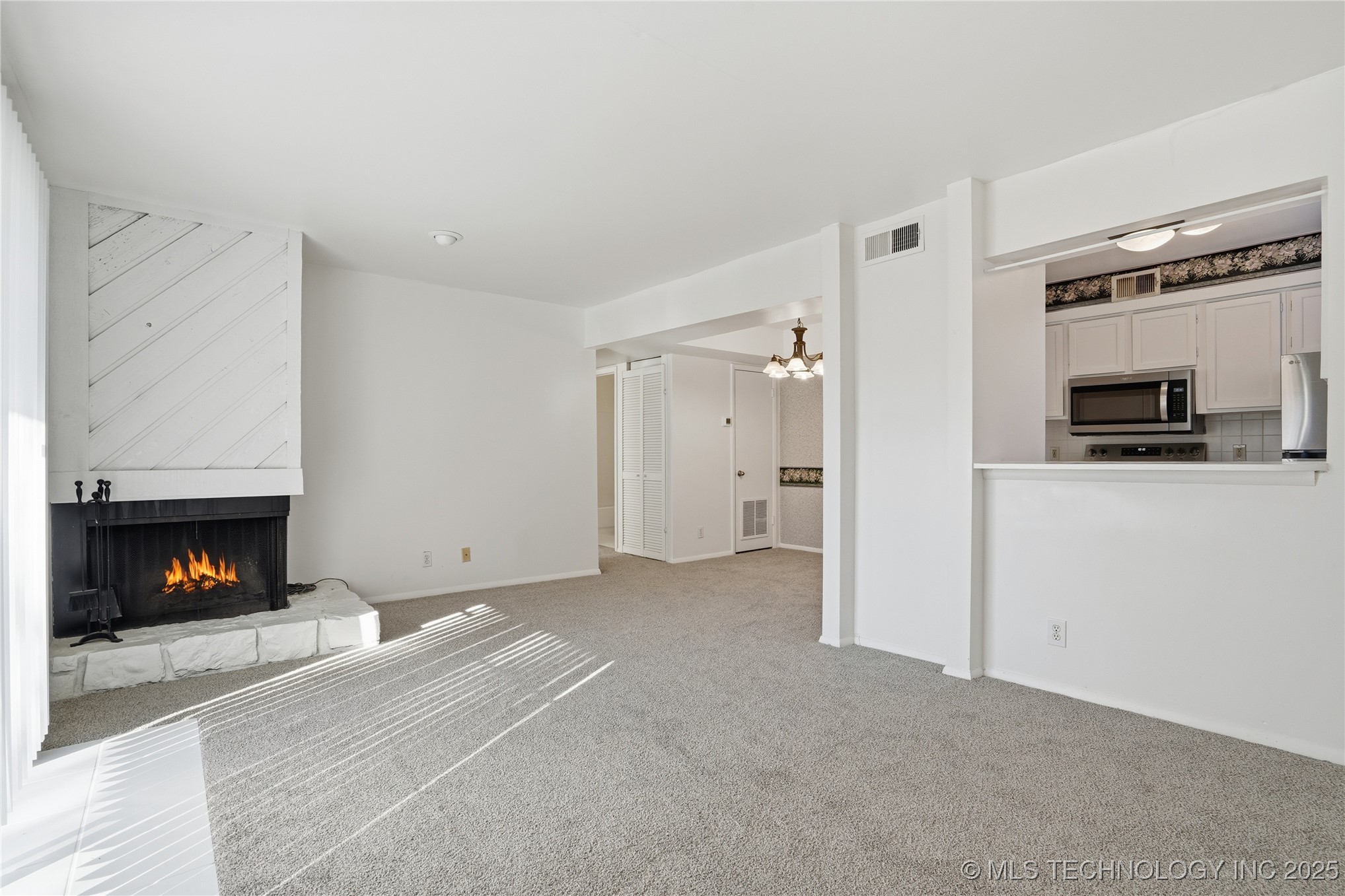 7317 S Yale Avenue 204 Property Photo 6