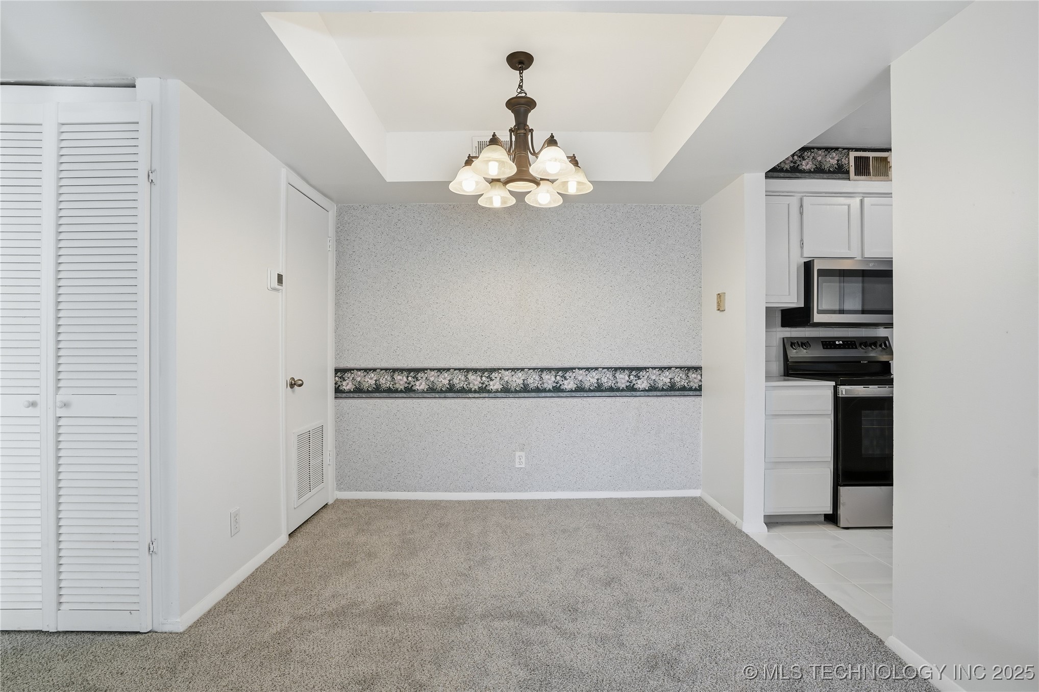 7317 S Yale Avenue 204 Property Photo 10